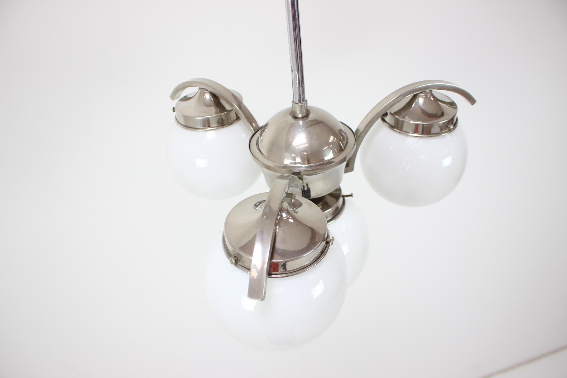 Art Deco Chandelier 1930s, Czechoslovakia In Good Condition For Sale In Praha, CZ