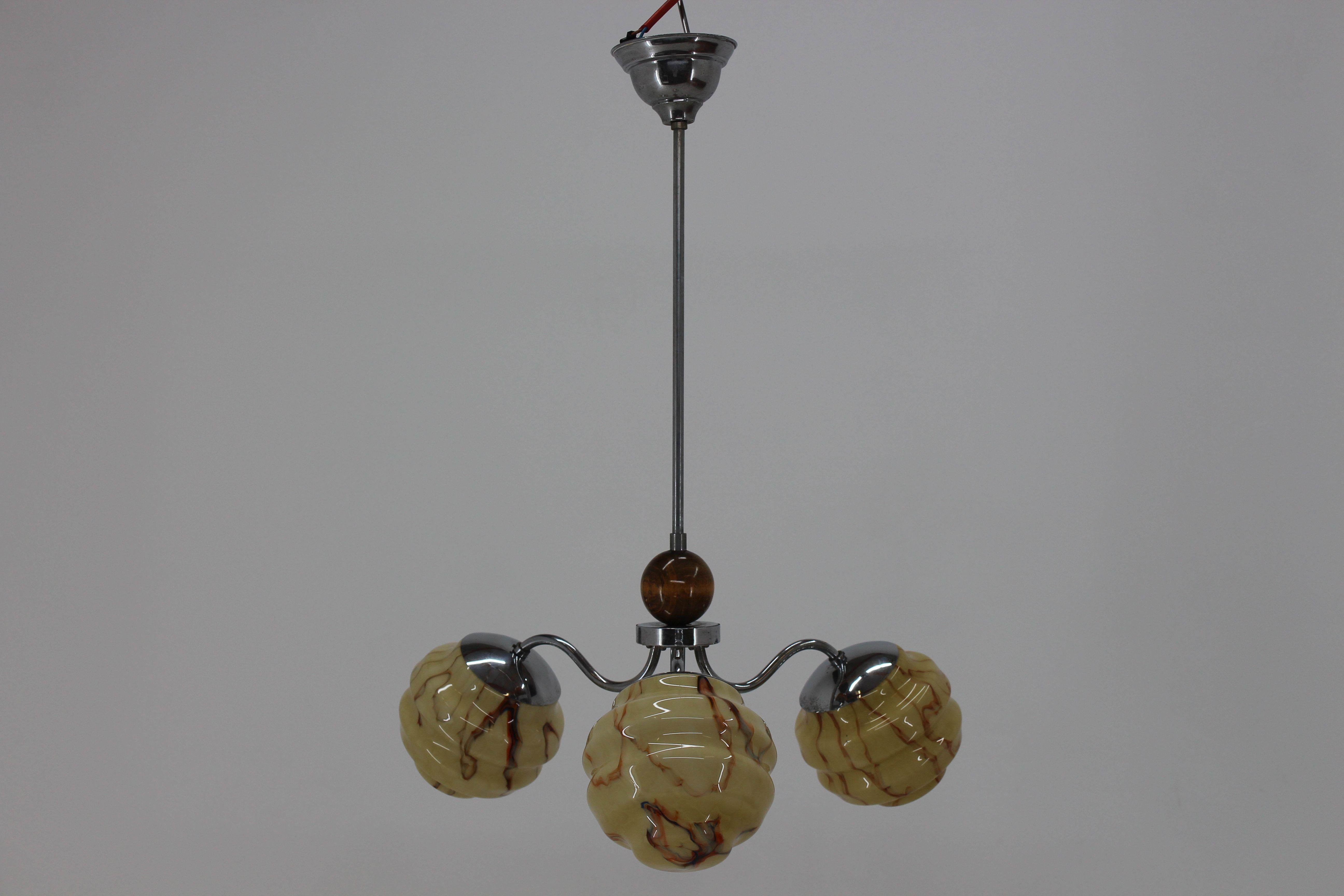 Czech Art Deco Chandelier, 1930s