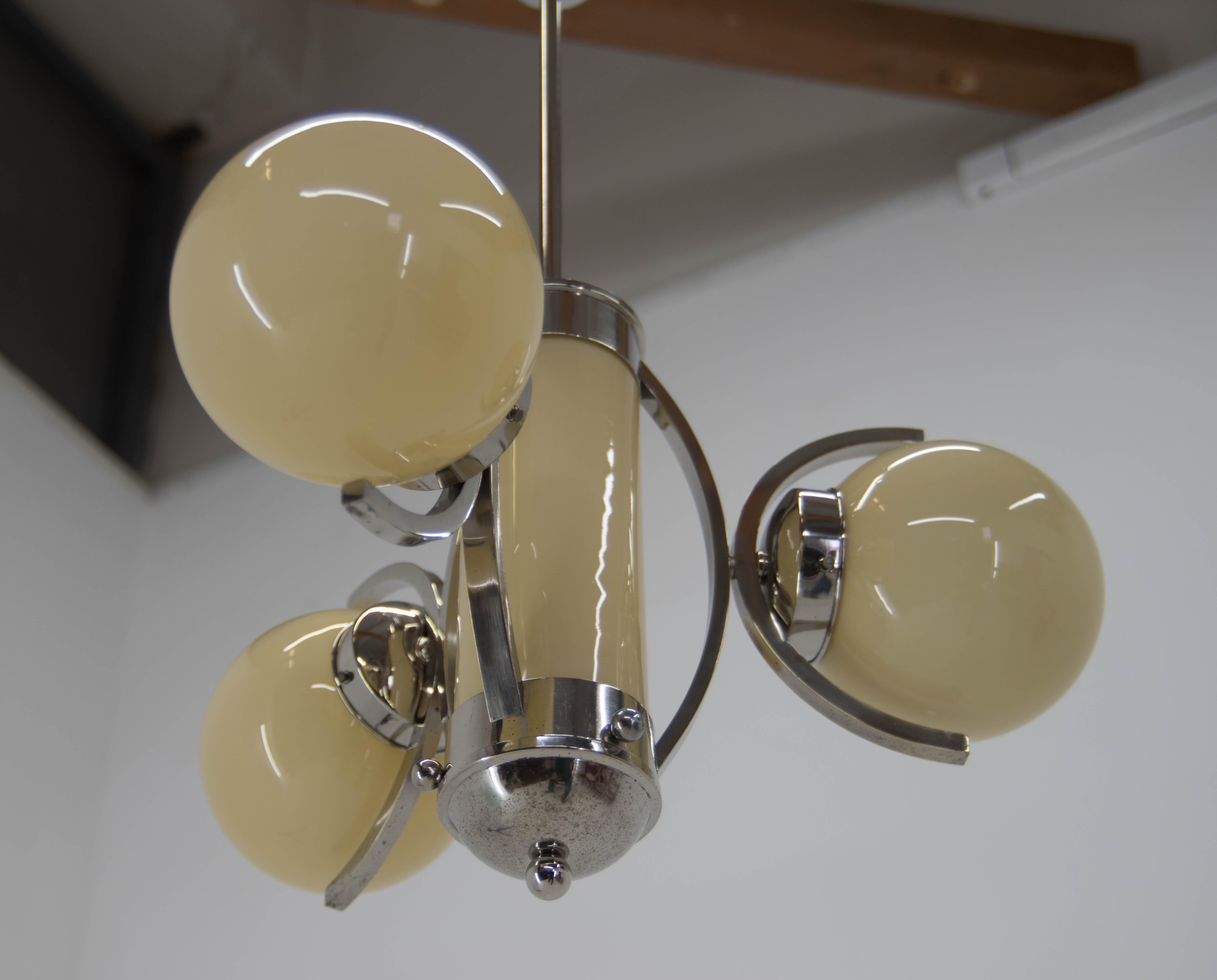 Lampadario Art Deco, anni '30, restaurato in vendita 2