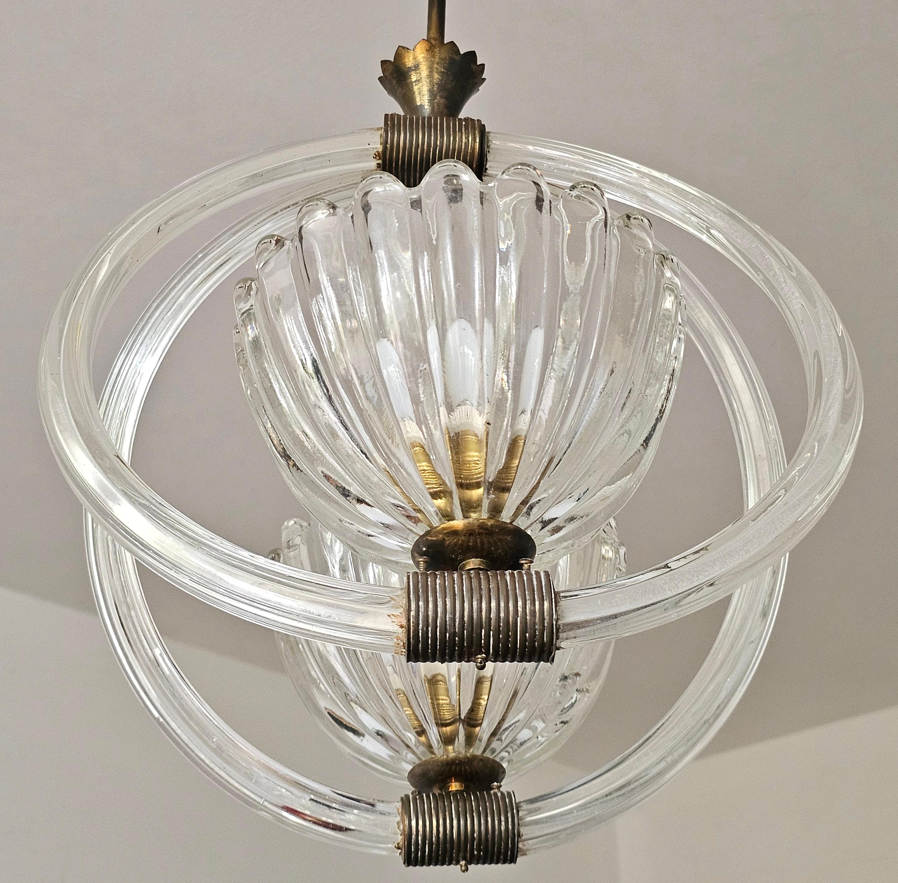 Metà XX secolo Lampadario Art Deco attribuito a Barovier&Toso in vetro e bronzo di Murano in vendita