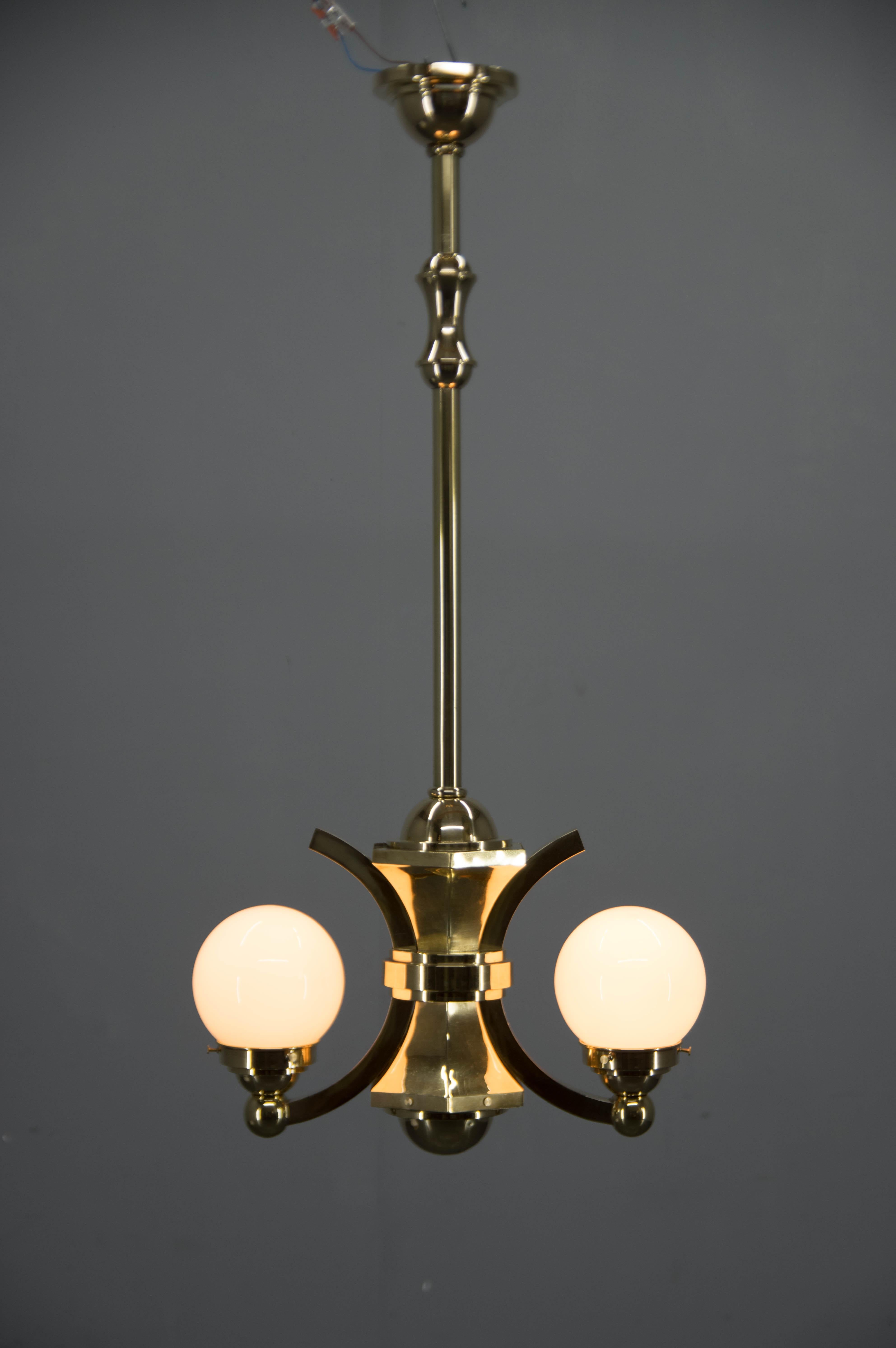 Art Deco Chandelier Attributed to Gocar, 1910s, Restored In Good Condition For Sale In Praha, CZ