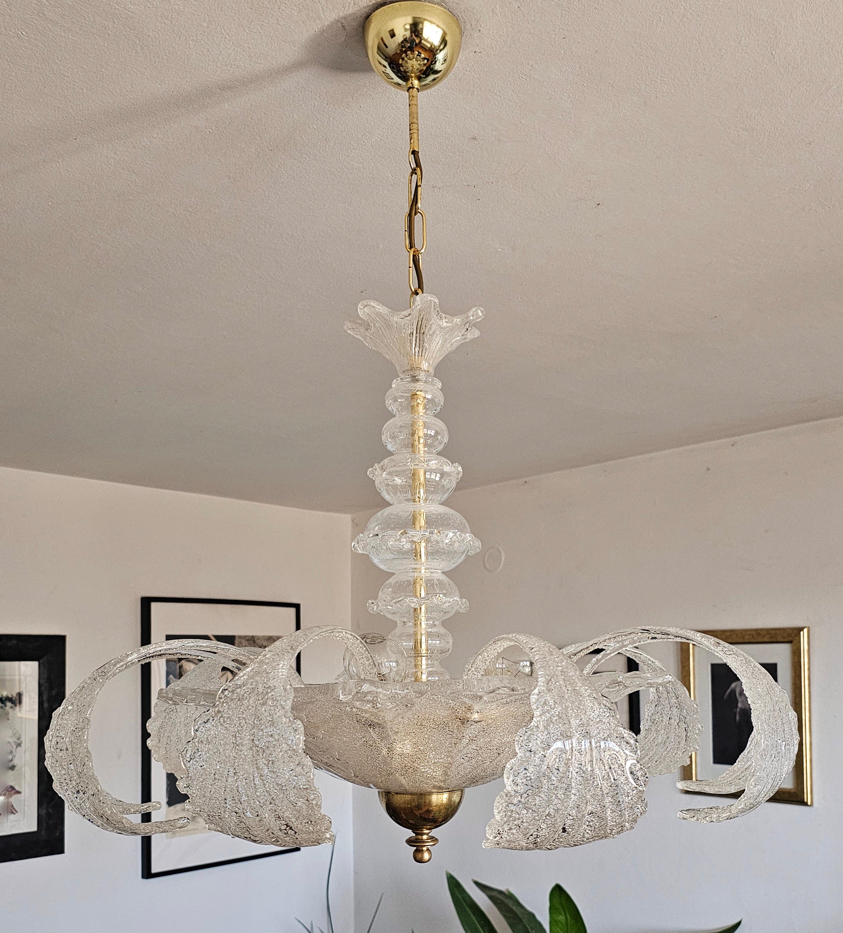 Art Deco Chandelier in style of Barovier & Toso, 10 Murano leaves, Italy 1950s For Sale 5