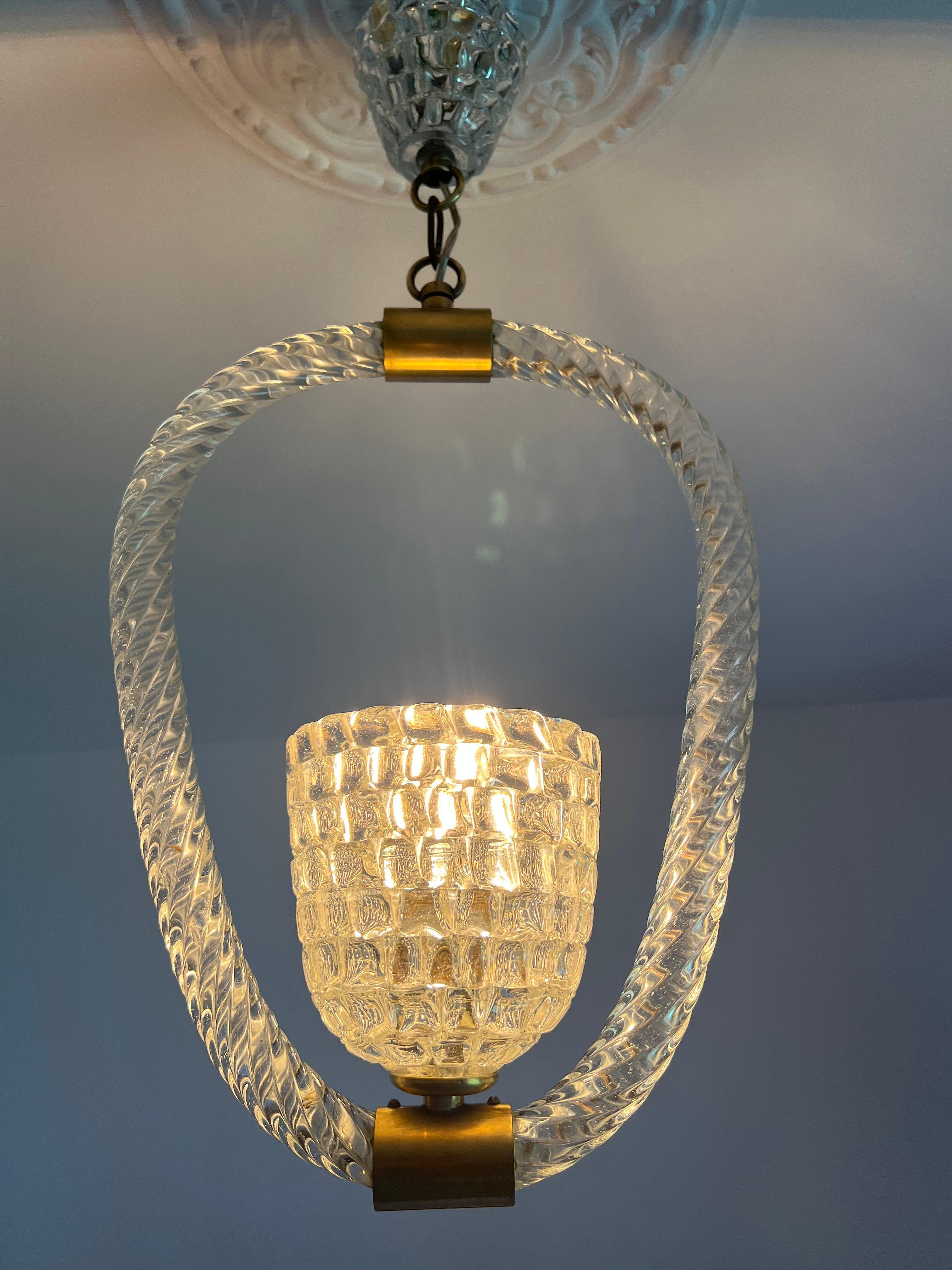 Wonderful and rare Art Deco chandelier by Ercole Barovier, 1940s. Piece of exquisite quality.
From Private collection by Giancarlo Planta.
