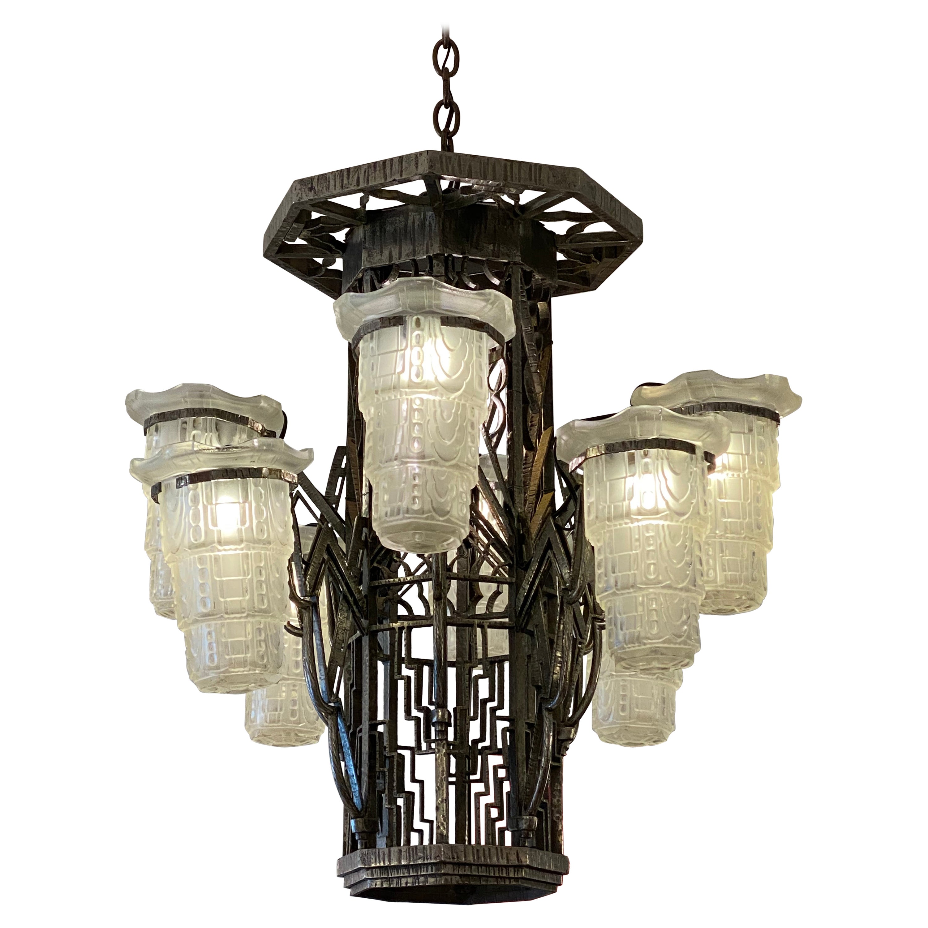 Lustre Art déco d'Ernest-Marius Sabino en vente