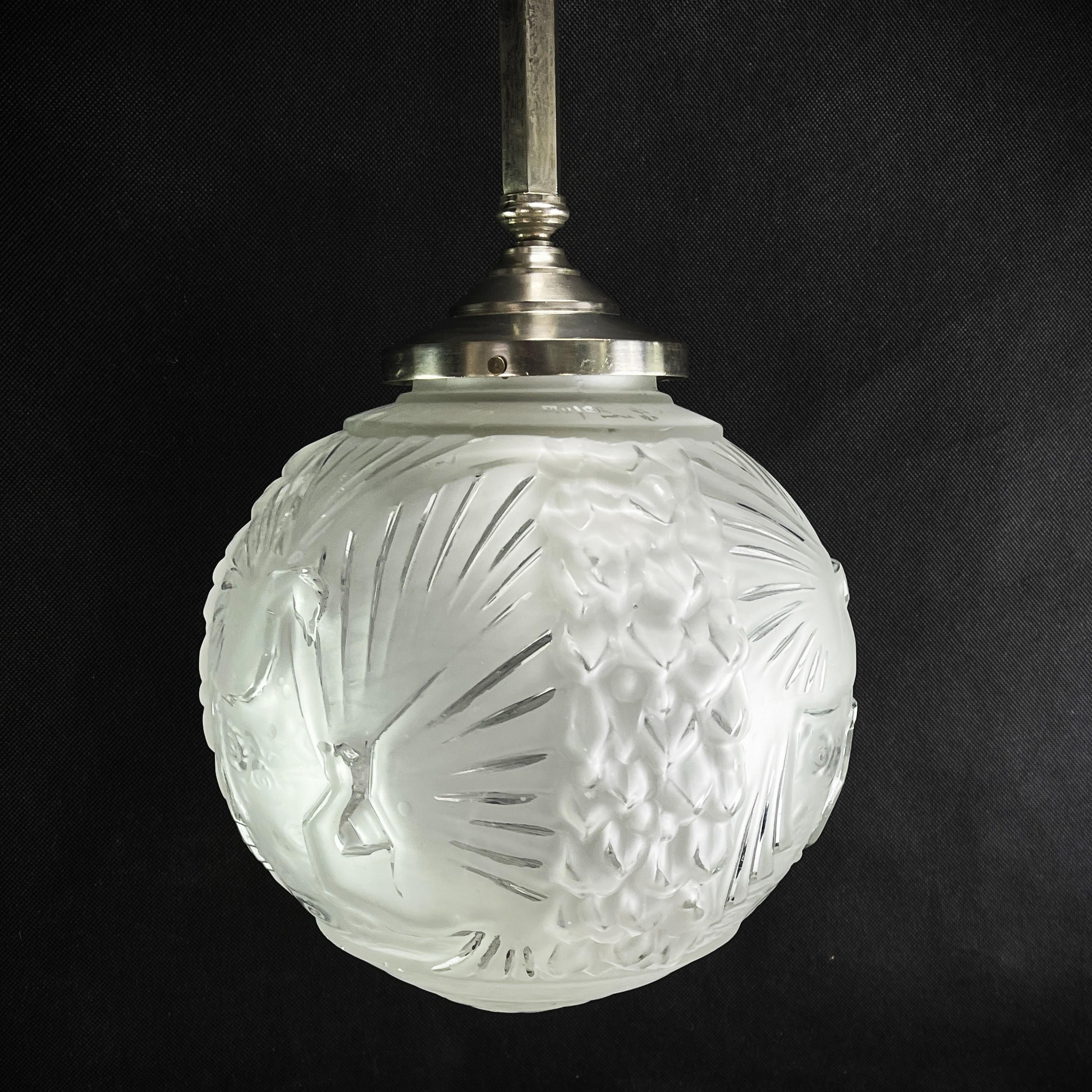 French Art Deco Chandelier by Muller Freres Luneville France, 1930s For Sale