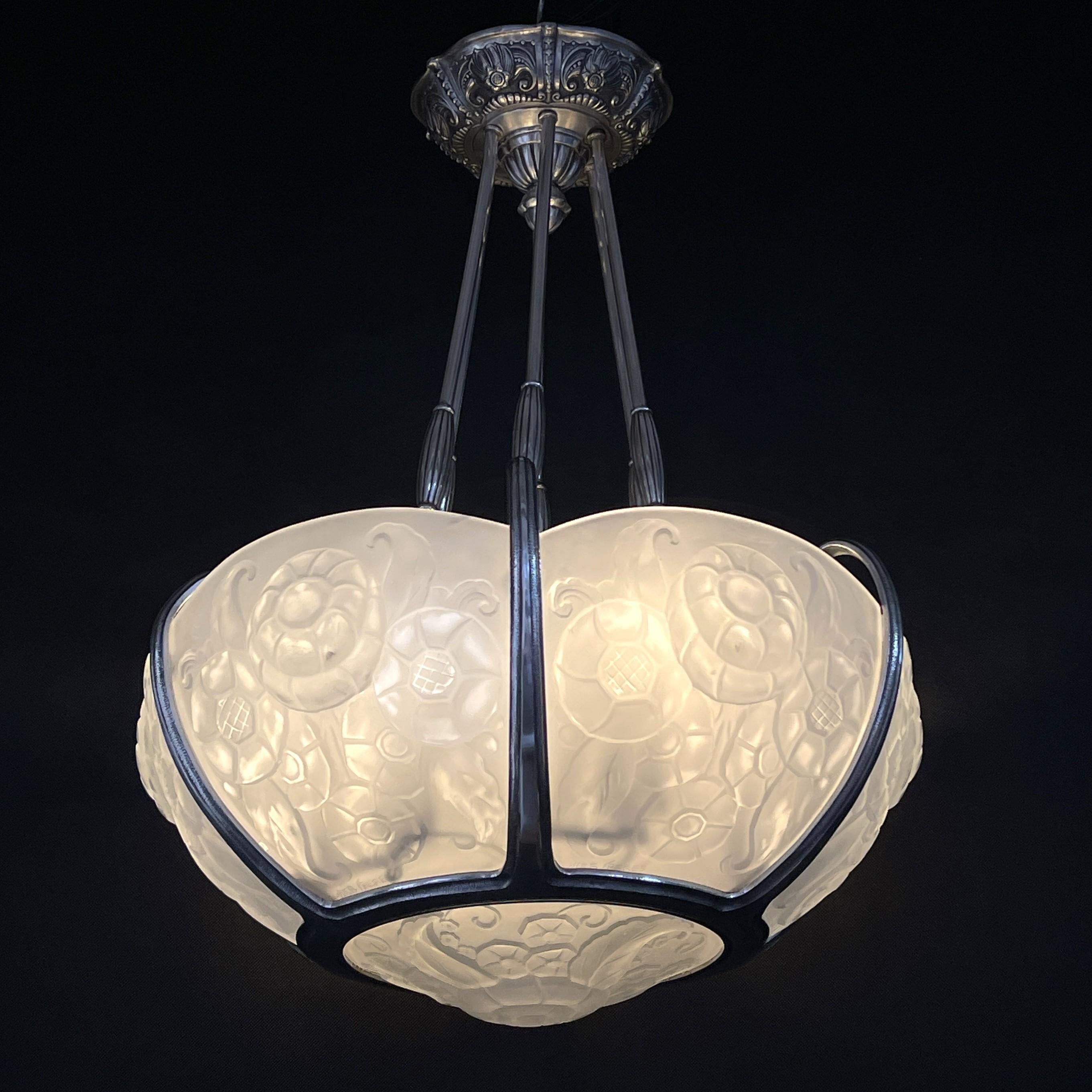 French Art Deco Chandelier by Muller Freres, Luneville, Nickel-Plated, 1920s/1930s For Sale