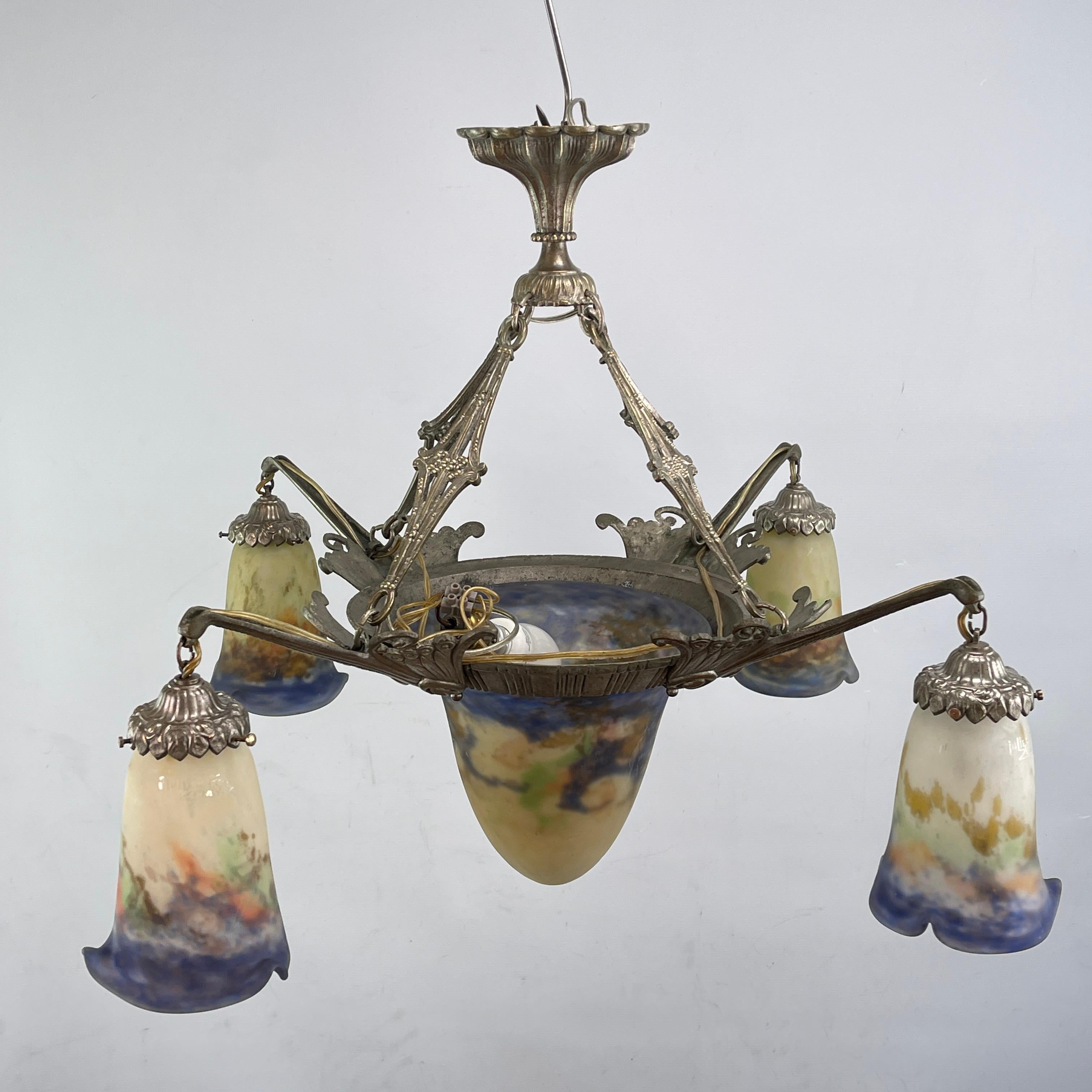 Lampadario Art Déco di Muller Freres Luneville Pate de Verre in bronzo, anni '20 in vendita 1