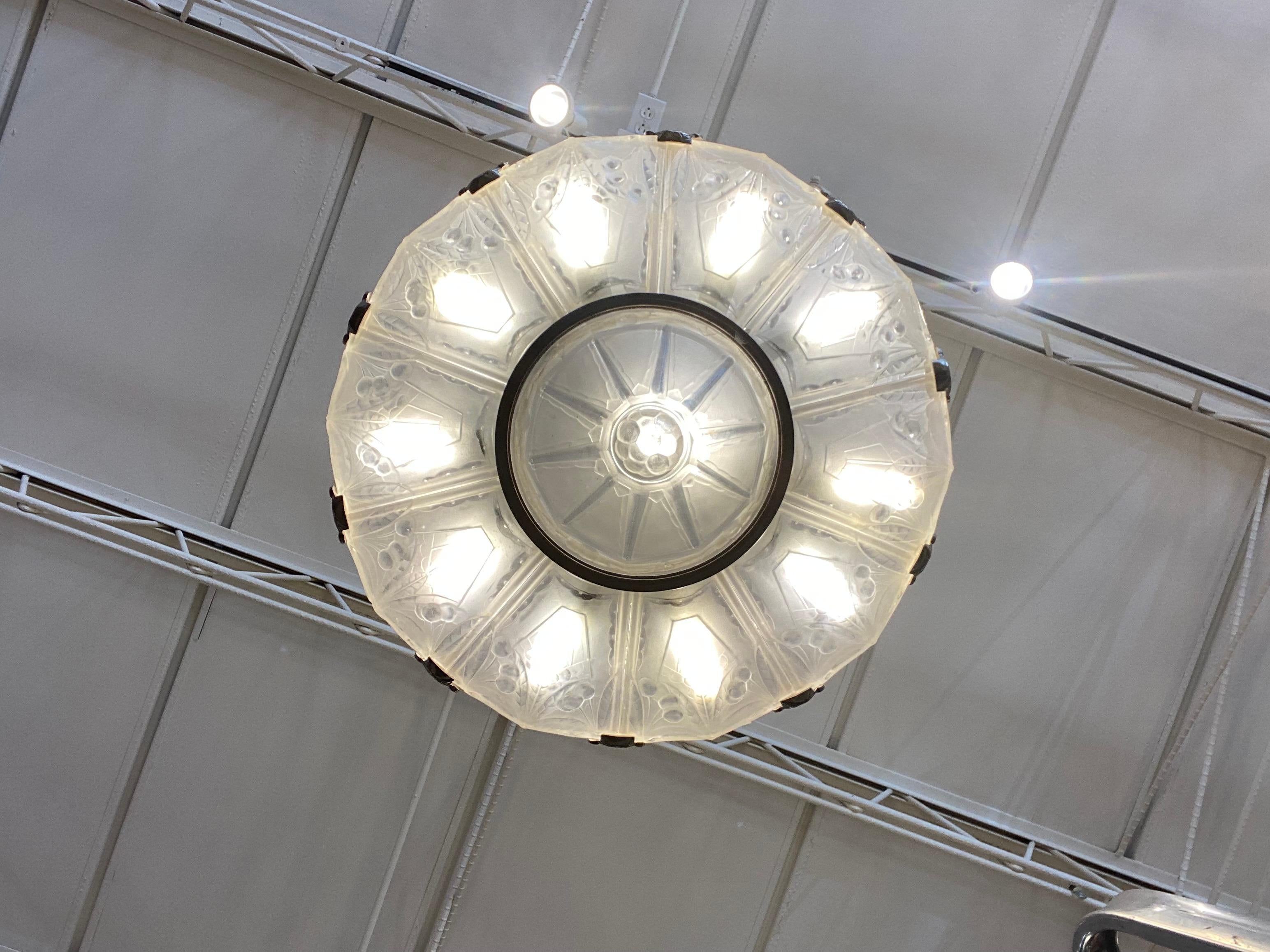 XX secolo Lampadario Art Déco di Sabino Paris in vendita