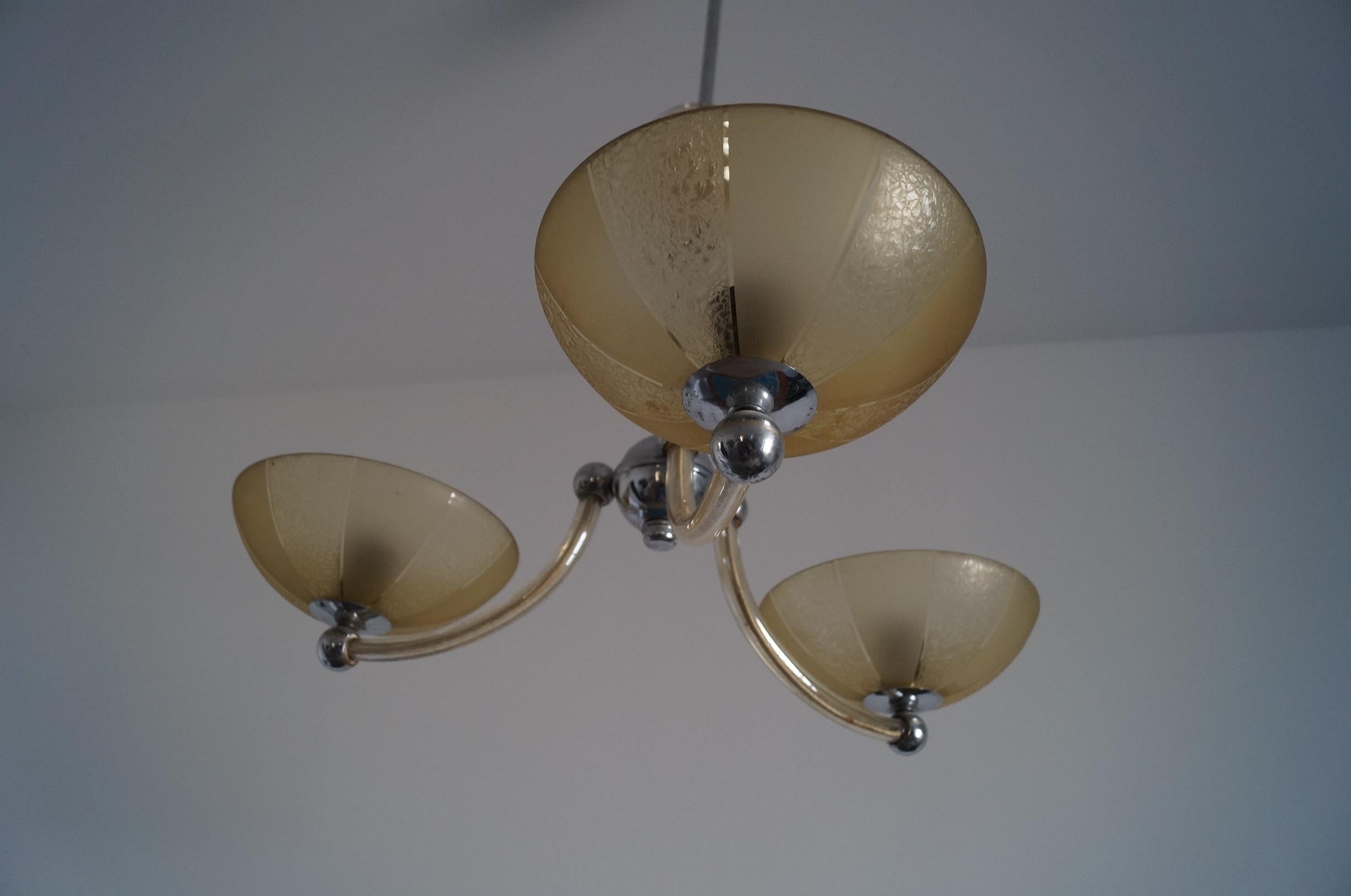 Art Deco Chandelier from 1940, For Sale 4