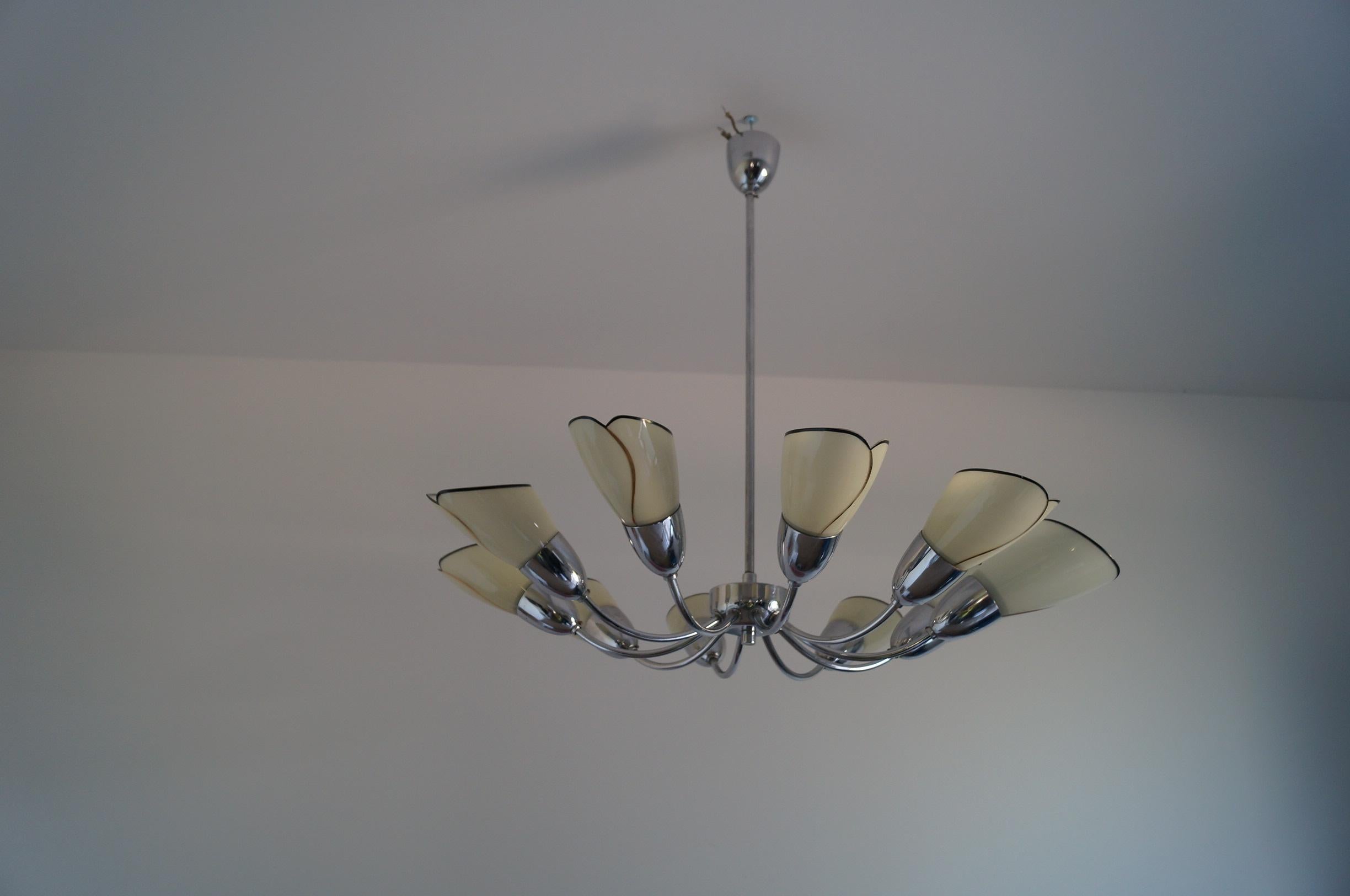 Art Deco Chandelier from 1950 For Sale 4