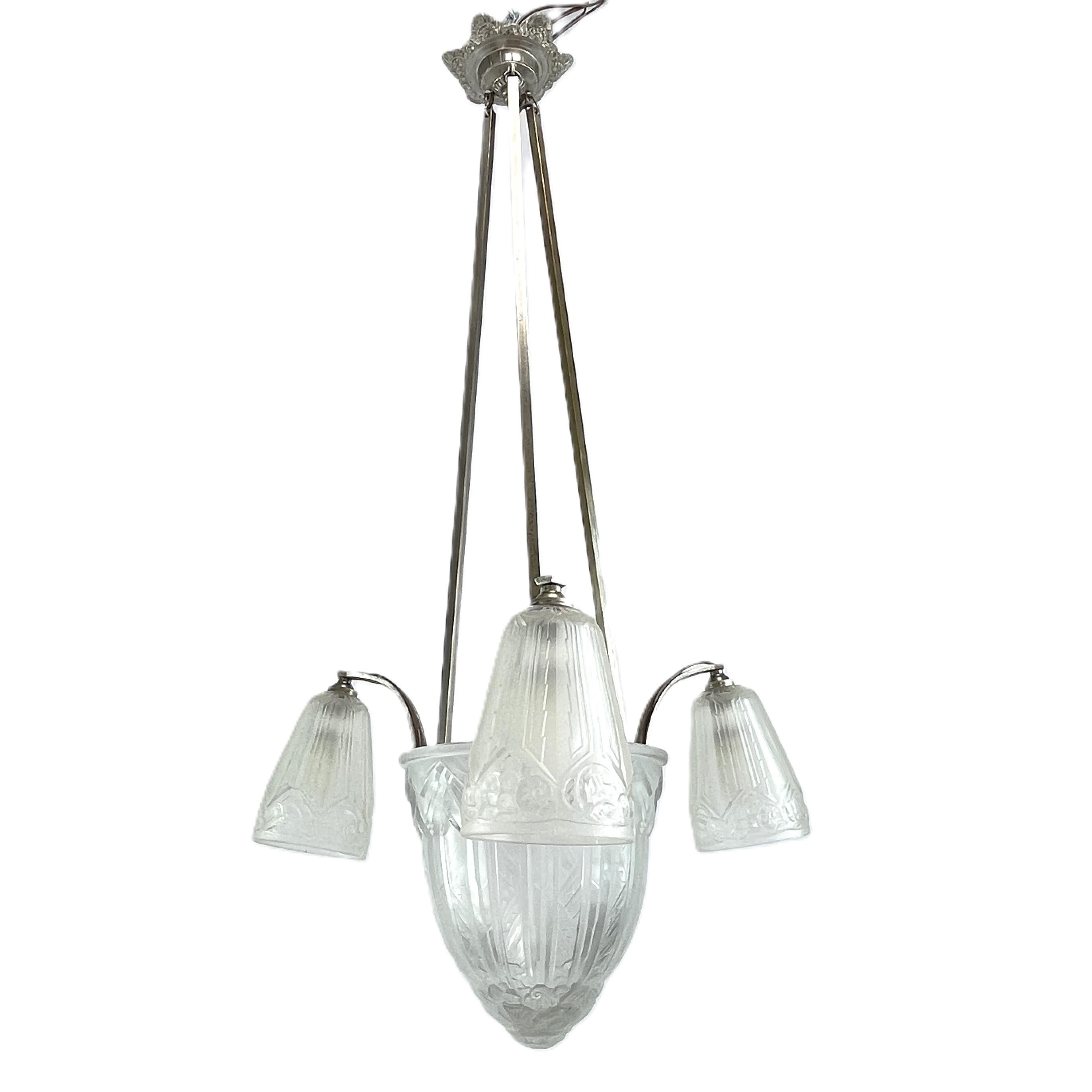Art Deco Chandelier Hanging Lamp by Maynadier, 1930s For Sale 4