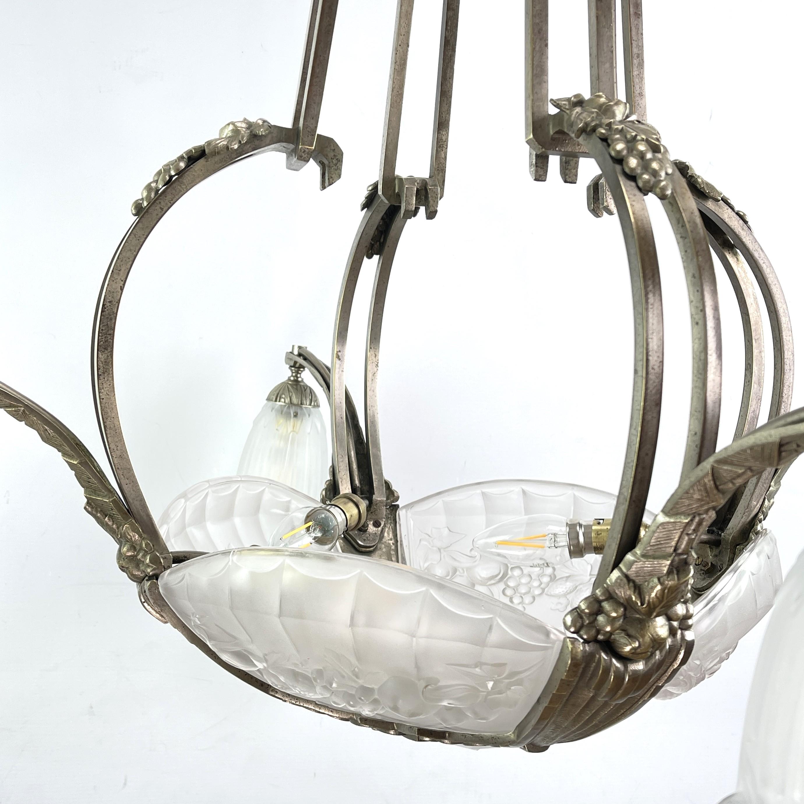 Art Deco Chandelier Hanging Lamp by P. Gilles France, 1920s For Sale 7