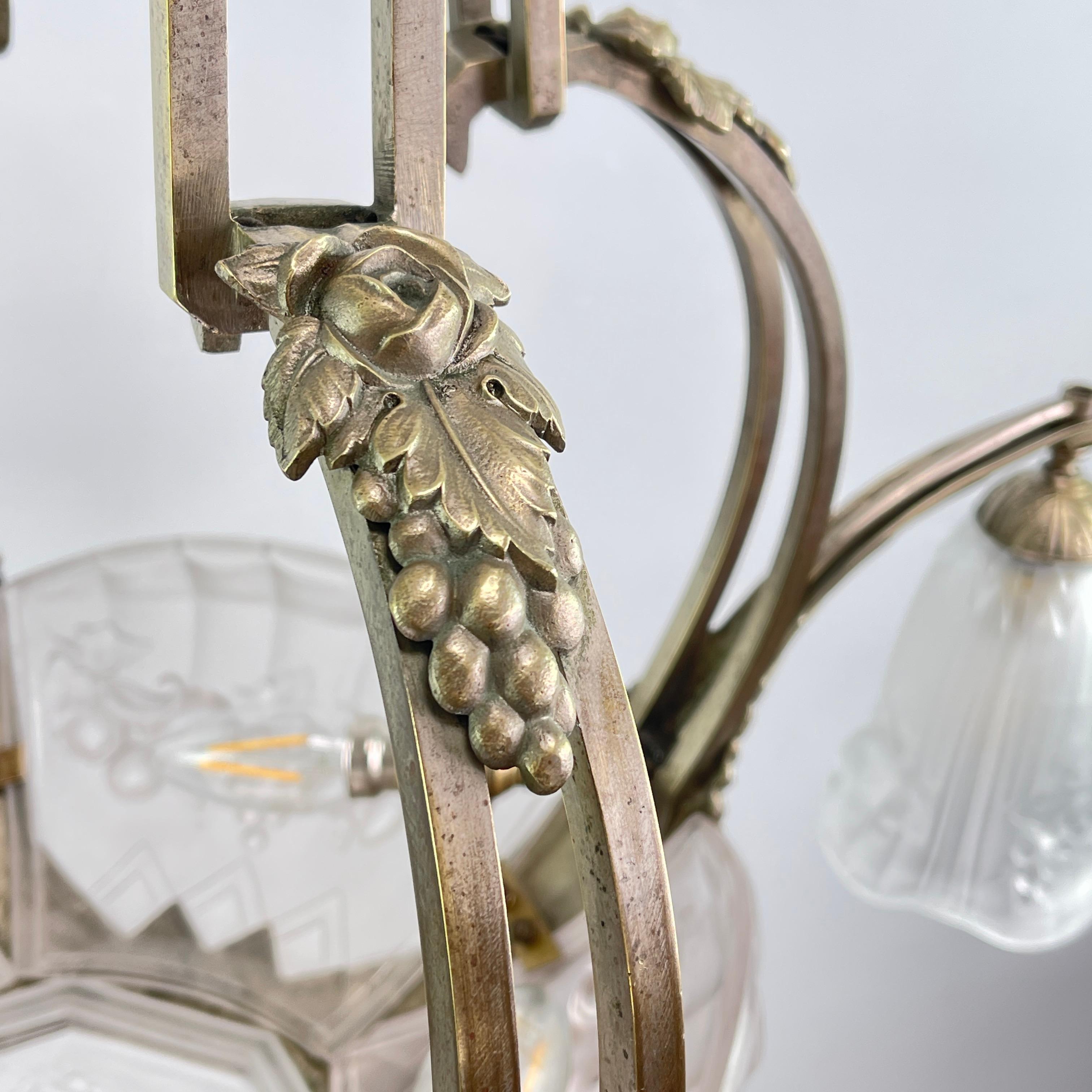 Art Deco Chandelier Hanging Lamp by P. Gilles France, 1920s For Sale 3