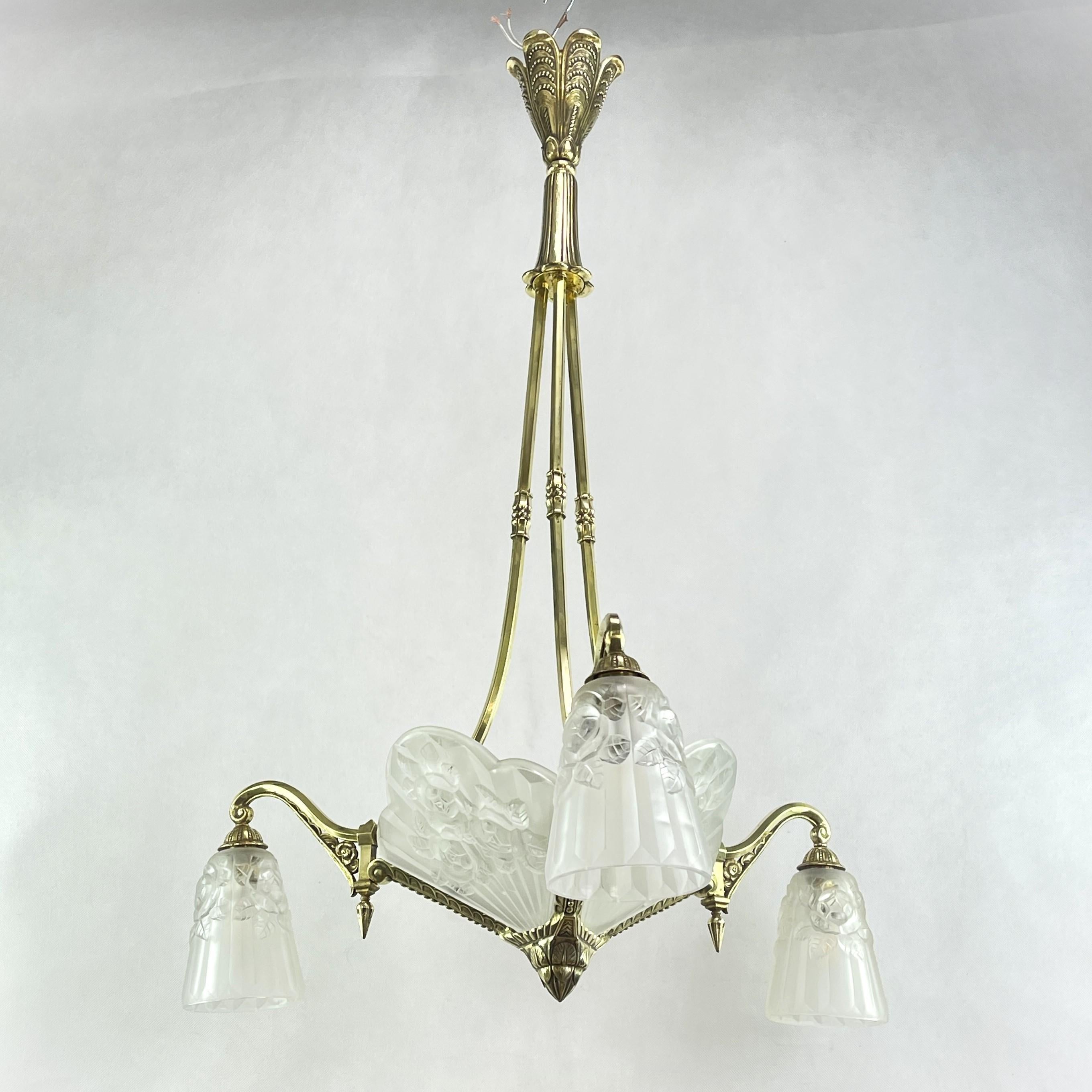 Early 20th Century Art Deco Chandelier Hanging Lamp by P. Gilles Paris, 1930s
