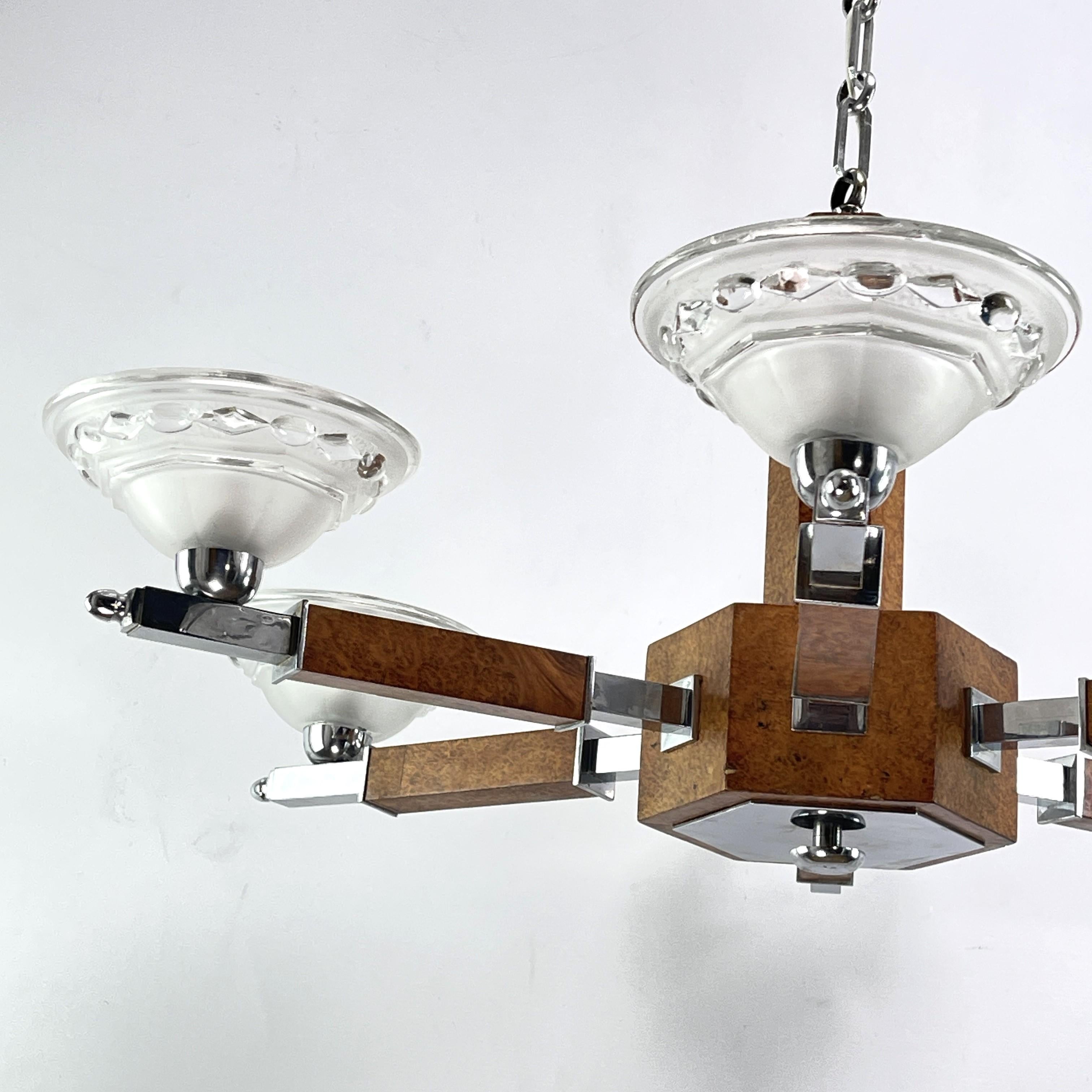 Art déco-Kronleuchter, Hängeleuchte, Deckenleuchte, Holz-Chromlampe, 1930er Jahre im Angebot 3