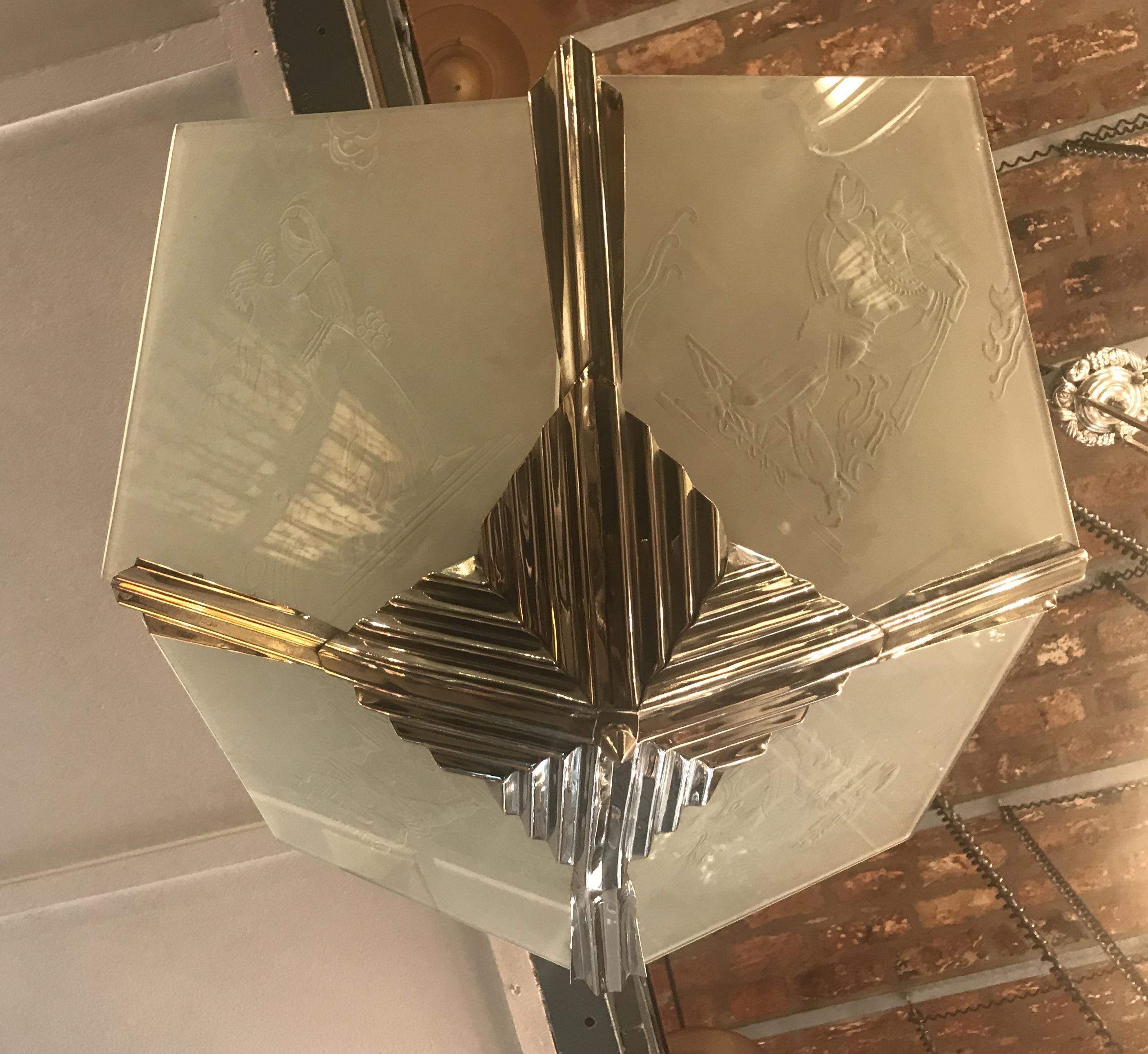 Early 20th Century Art Deco chandelier in glass and chrome bronze , France, 1920 For Sale