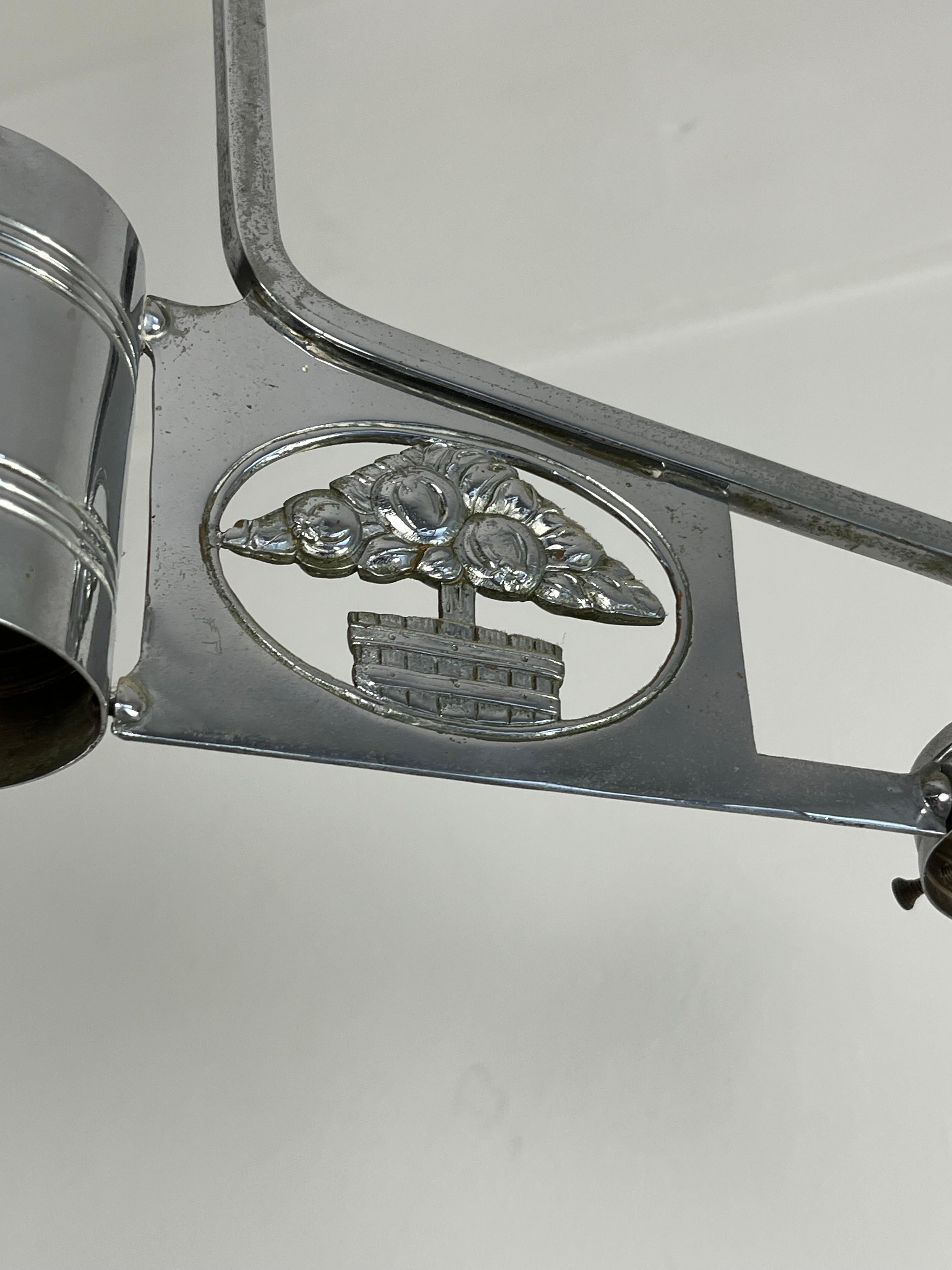Mid-20th Century Art Deco Chandelier In Nickel-plated Bronze Attributed To P. Maynadier 1930s For Sale