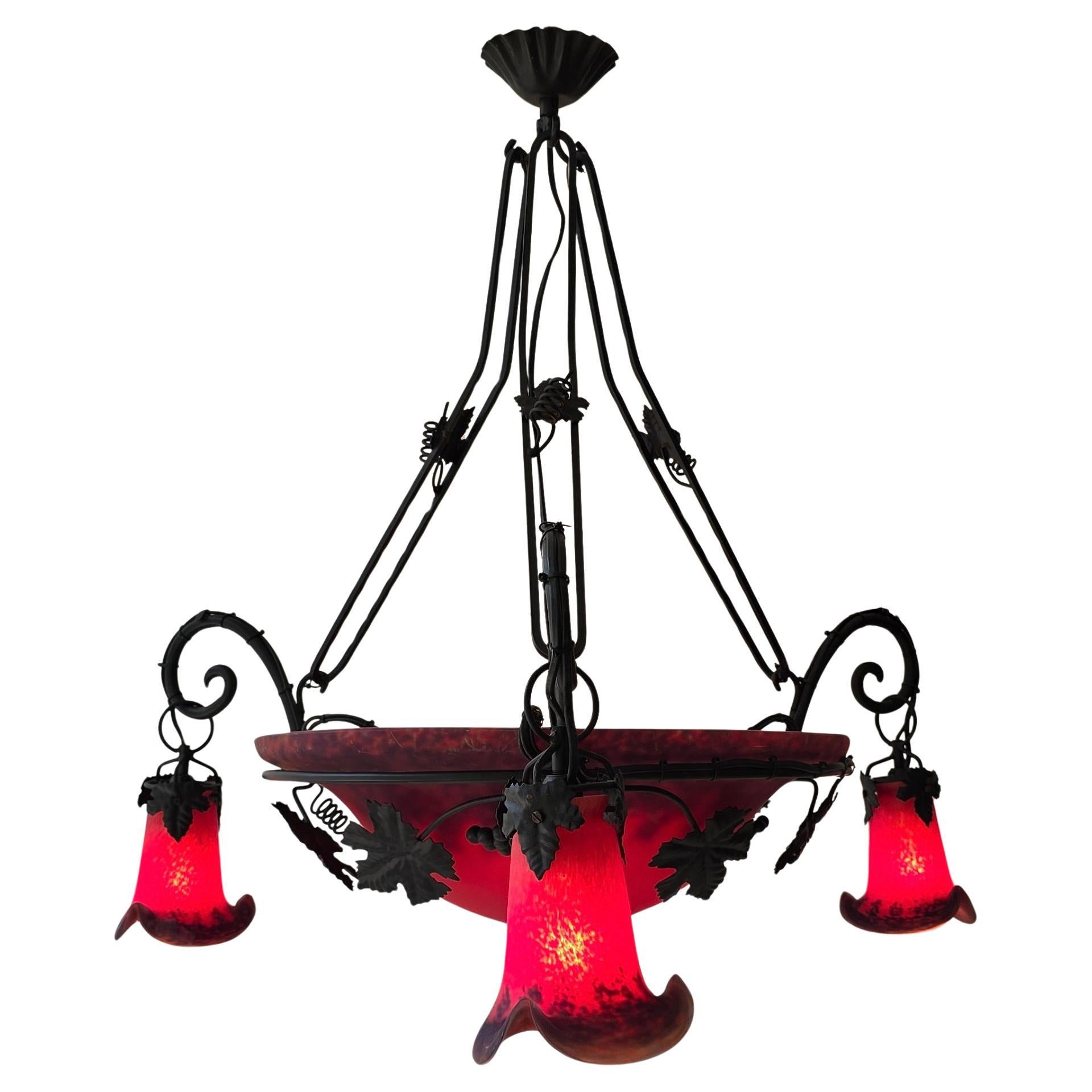 Lampadario Art Déco nello stile di Müller Frères In condizioni buone in vendita a Antwerp, BE
