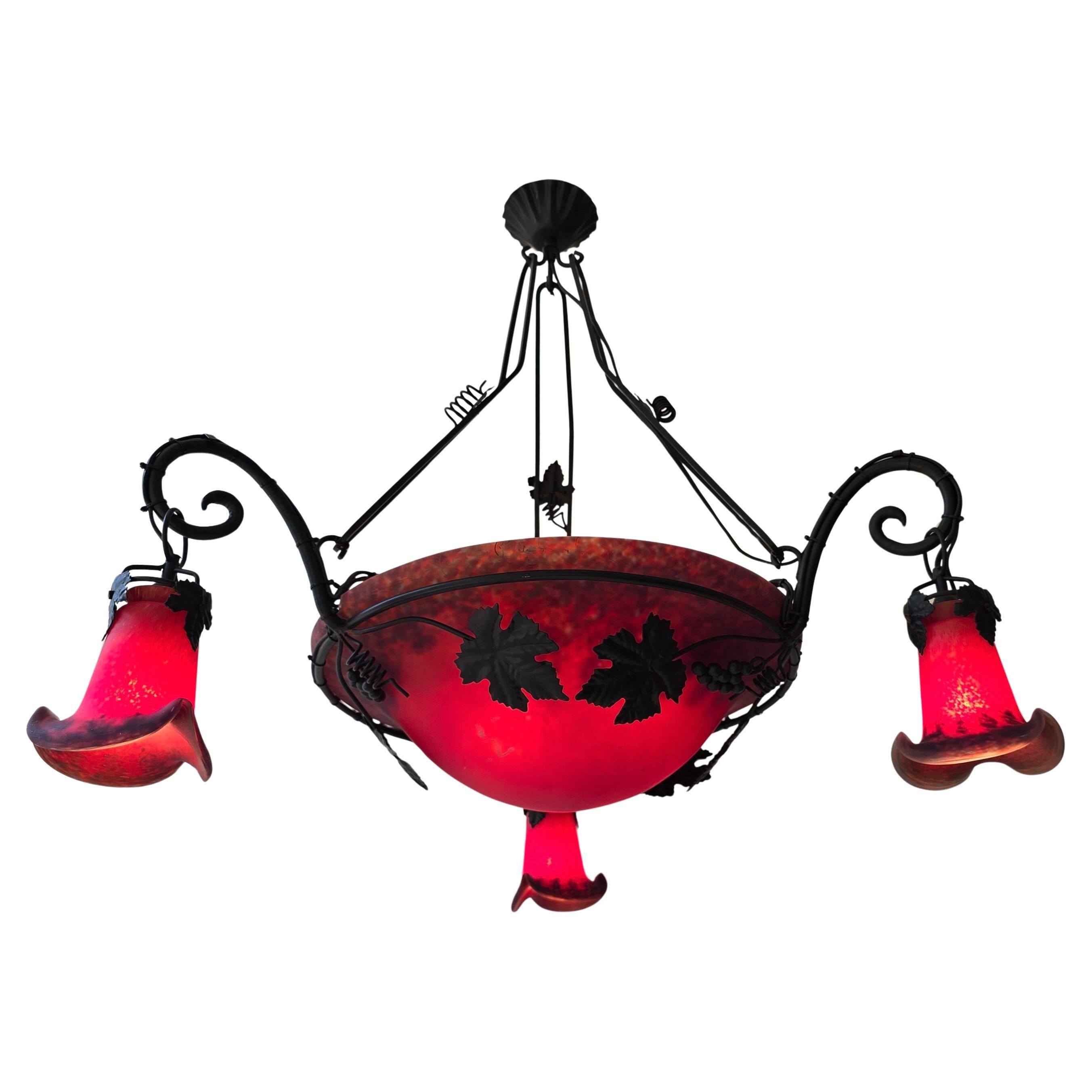 Lampadario Art Déco nello stile di Müller Frères in vendita 2
