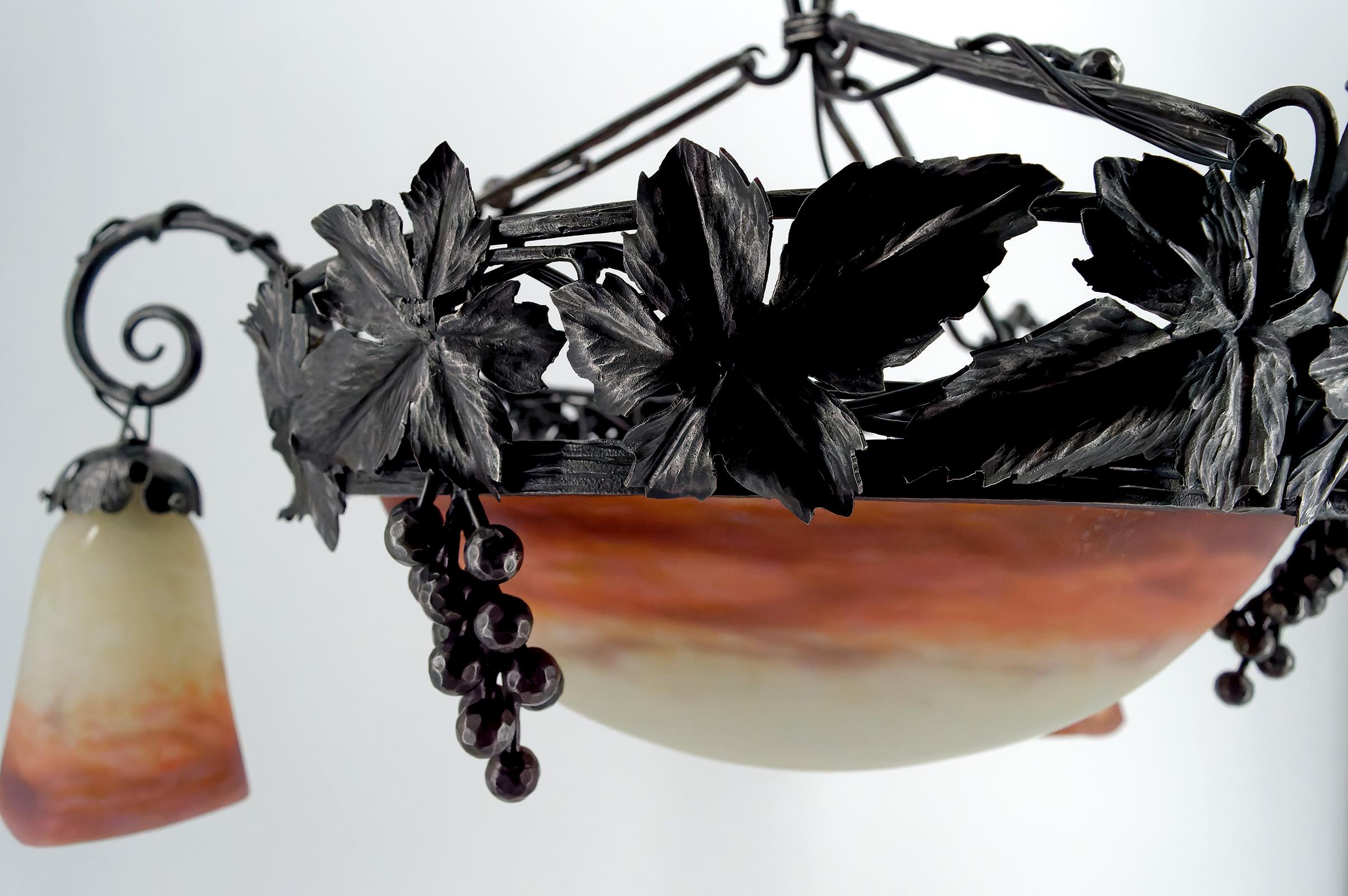 Art Deco Chandelier in Wrought Iron and Blown Glass, Muller Frères, France, 1920 For Sale 3