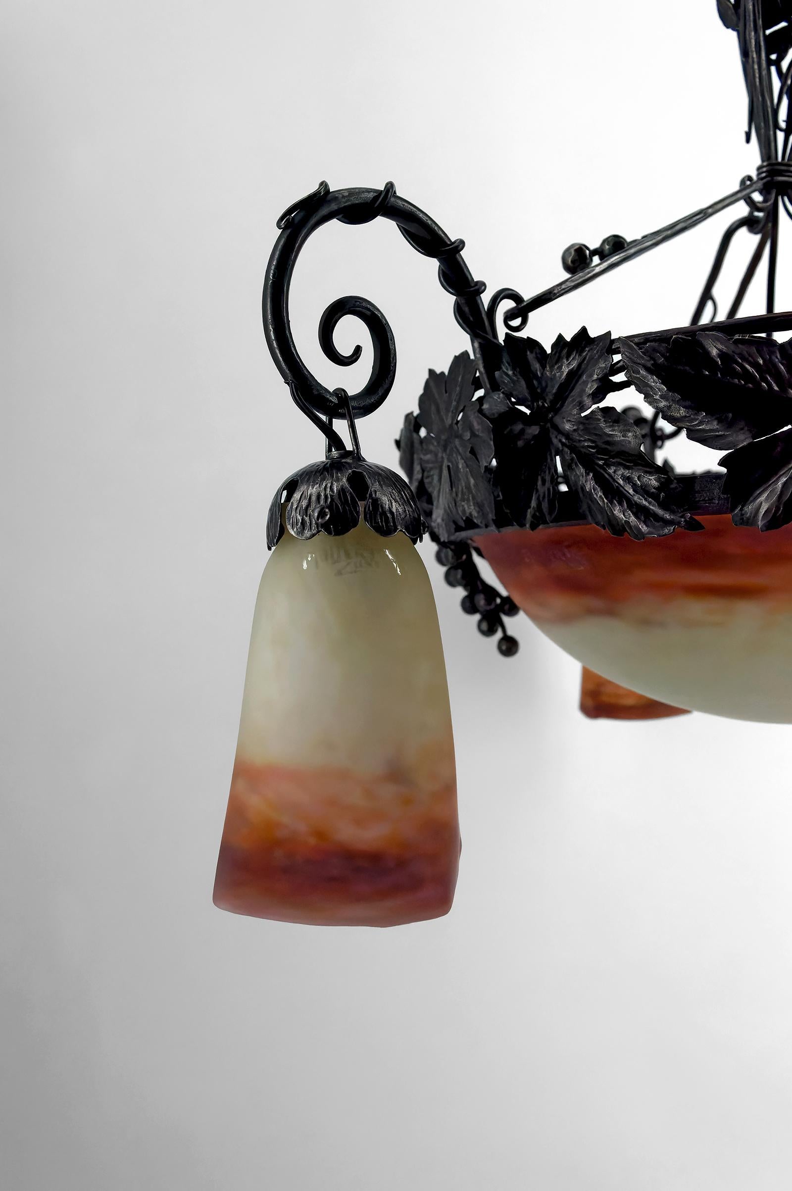 Early 20th Century Art Deco Chandelier in Wrought Iron and Blown Glass, Muller Frères, France, 1920 For Sale