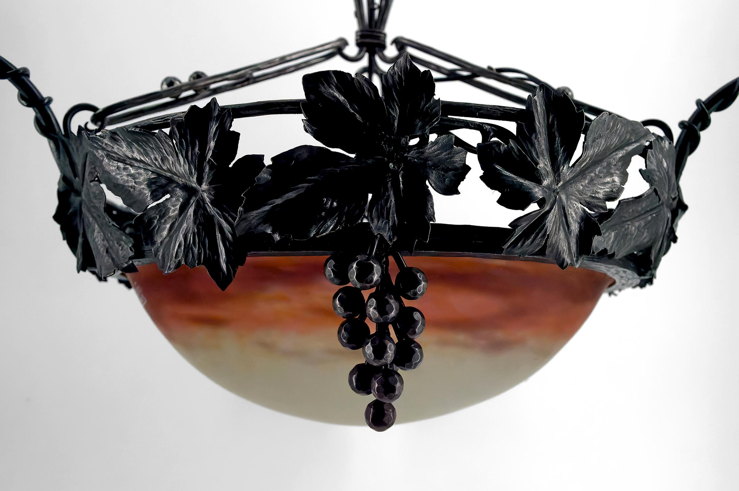 Art Deco Chandelier in Wrought Iron and Blown Glass, Muller Frères, France, 1920 For Sale 2