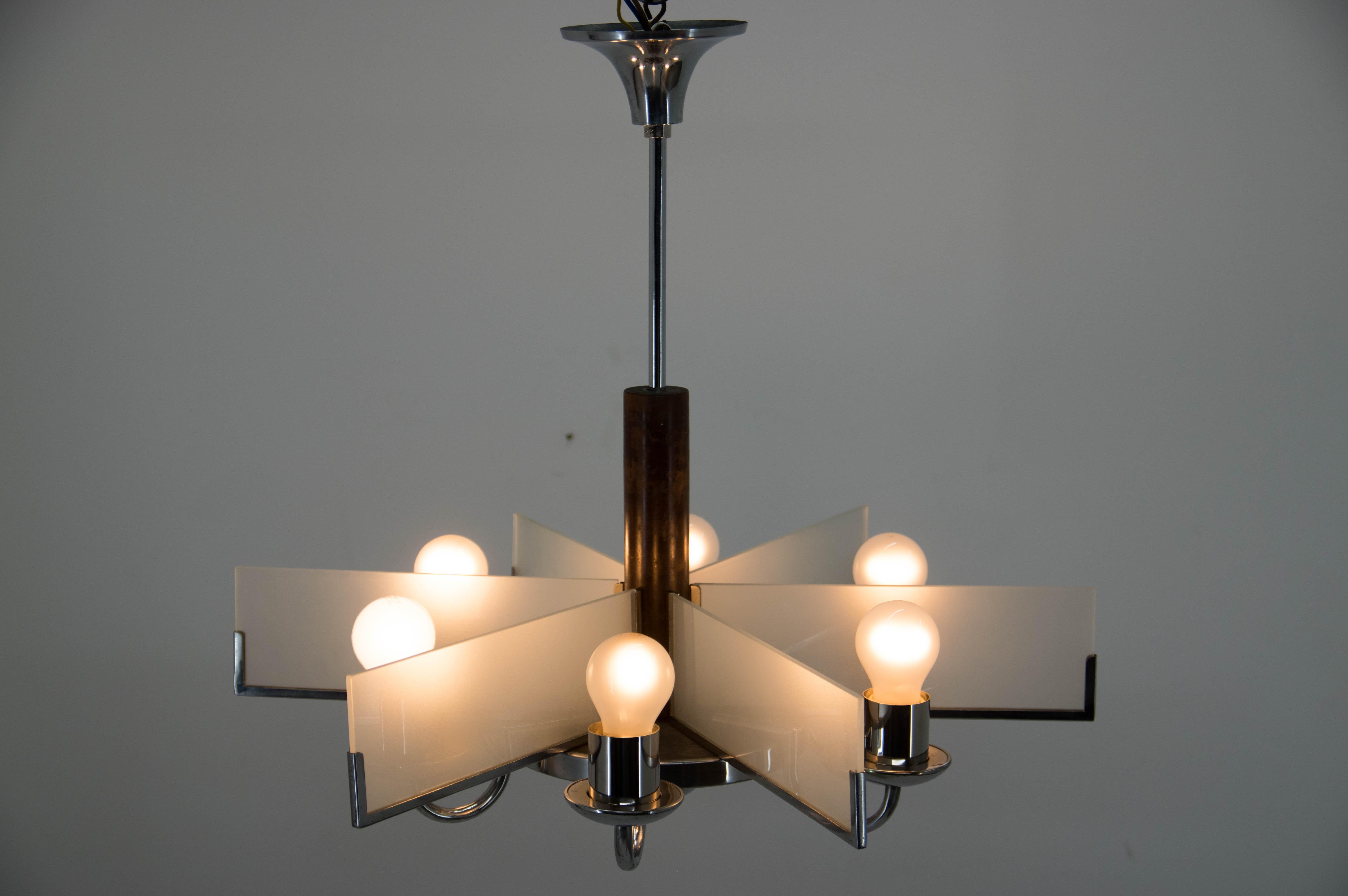 Art Deco Chandelier Made of Chrome, Wood and Sandblasted Glass, 1940s For Sale 4