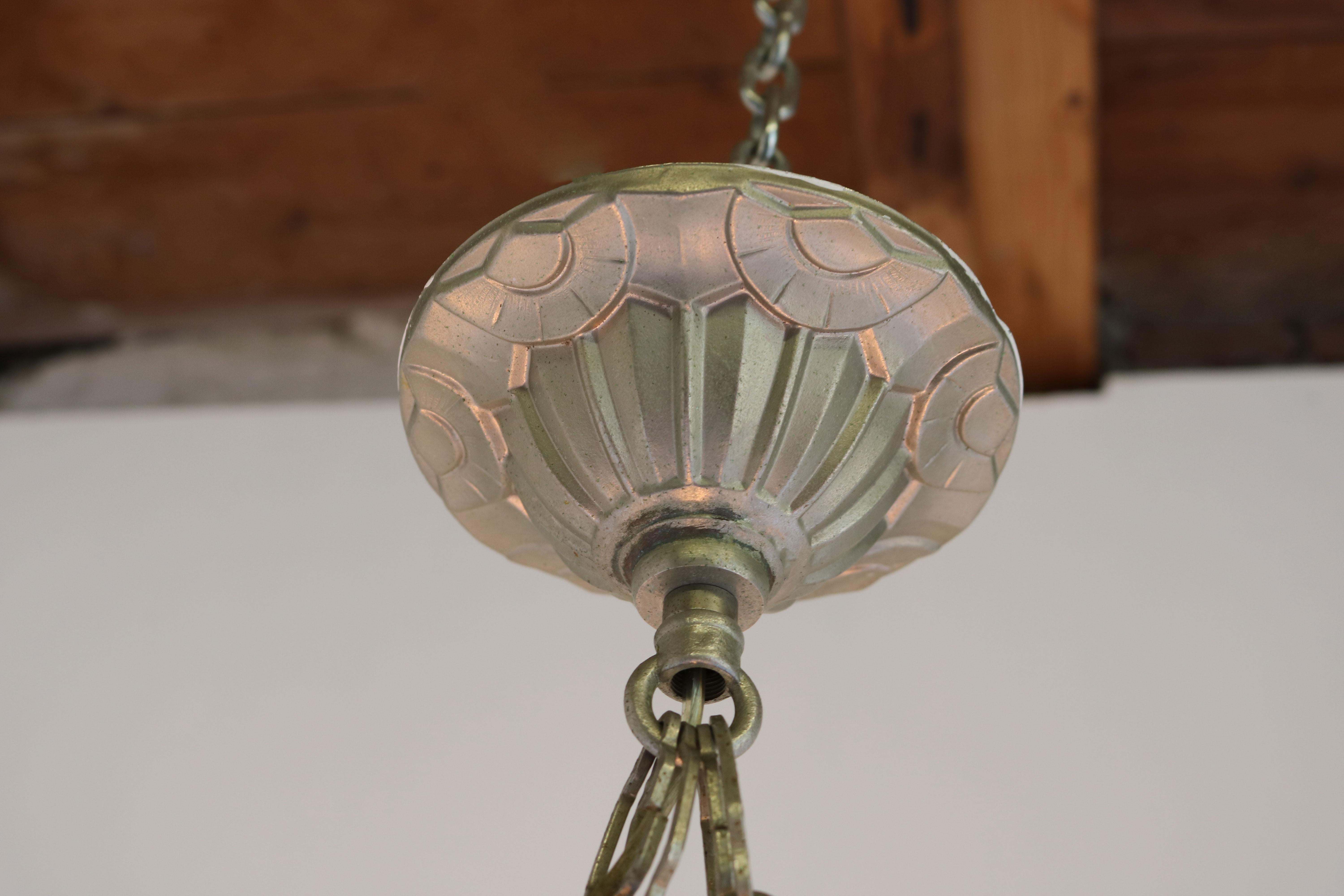 Lustre / Pendentif Art Déco en émail français ancien et géométrique de Loys Lucha, 1930 en vente 4