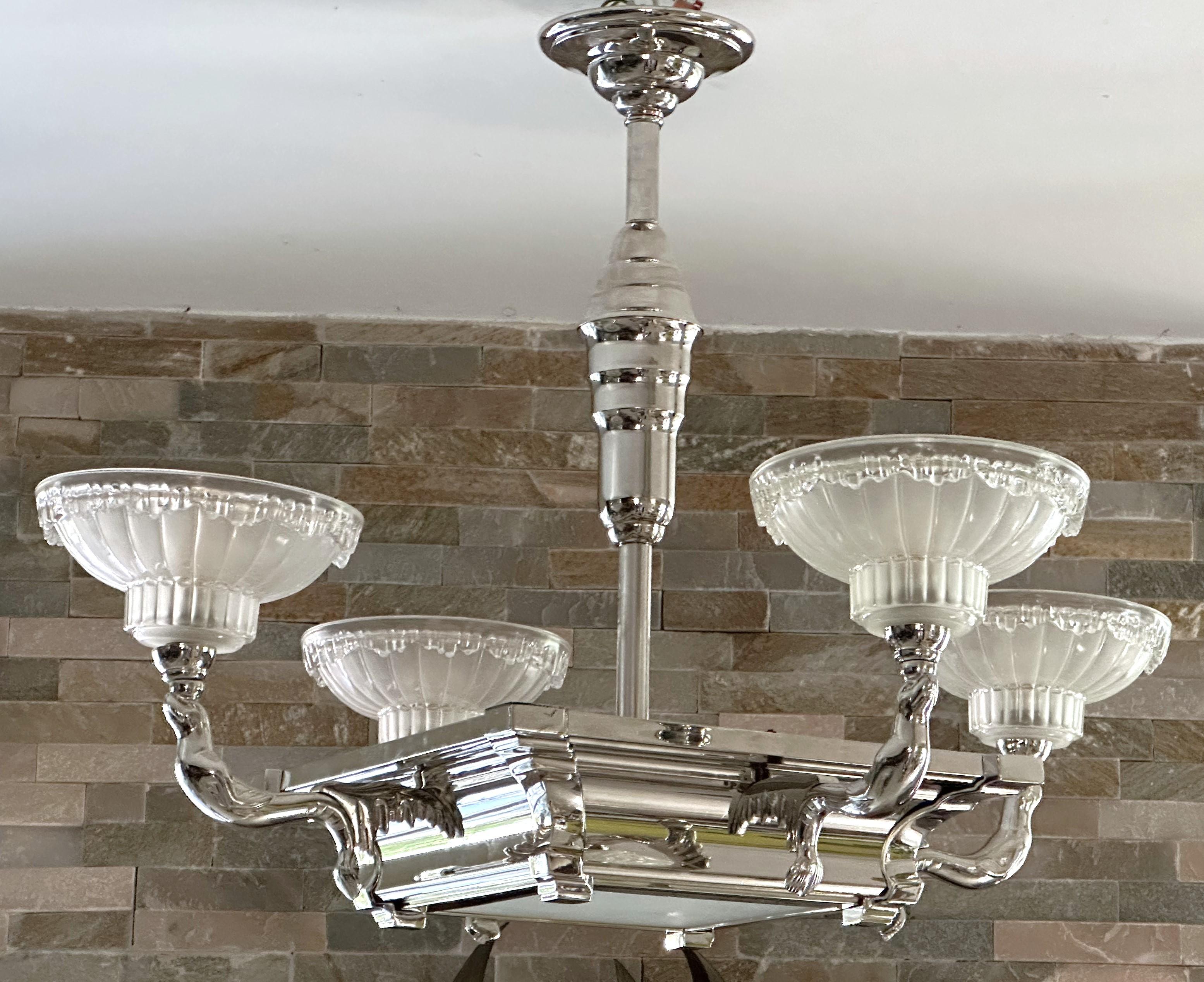 Art Deco Chandelier Seals Boris Lacroix for Petitot, France 1935 For Sale 10