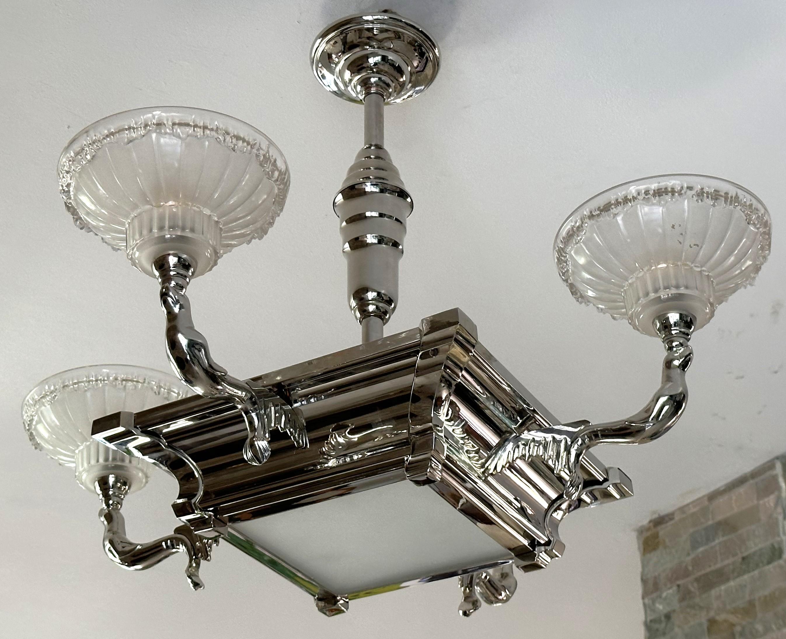 Art Deco Chandelier Seals Boris Lacroix for Petitot, France 1935 For Sale 11