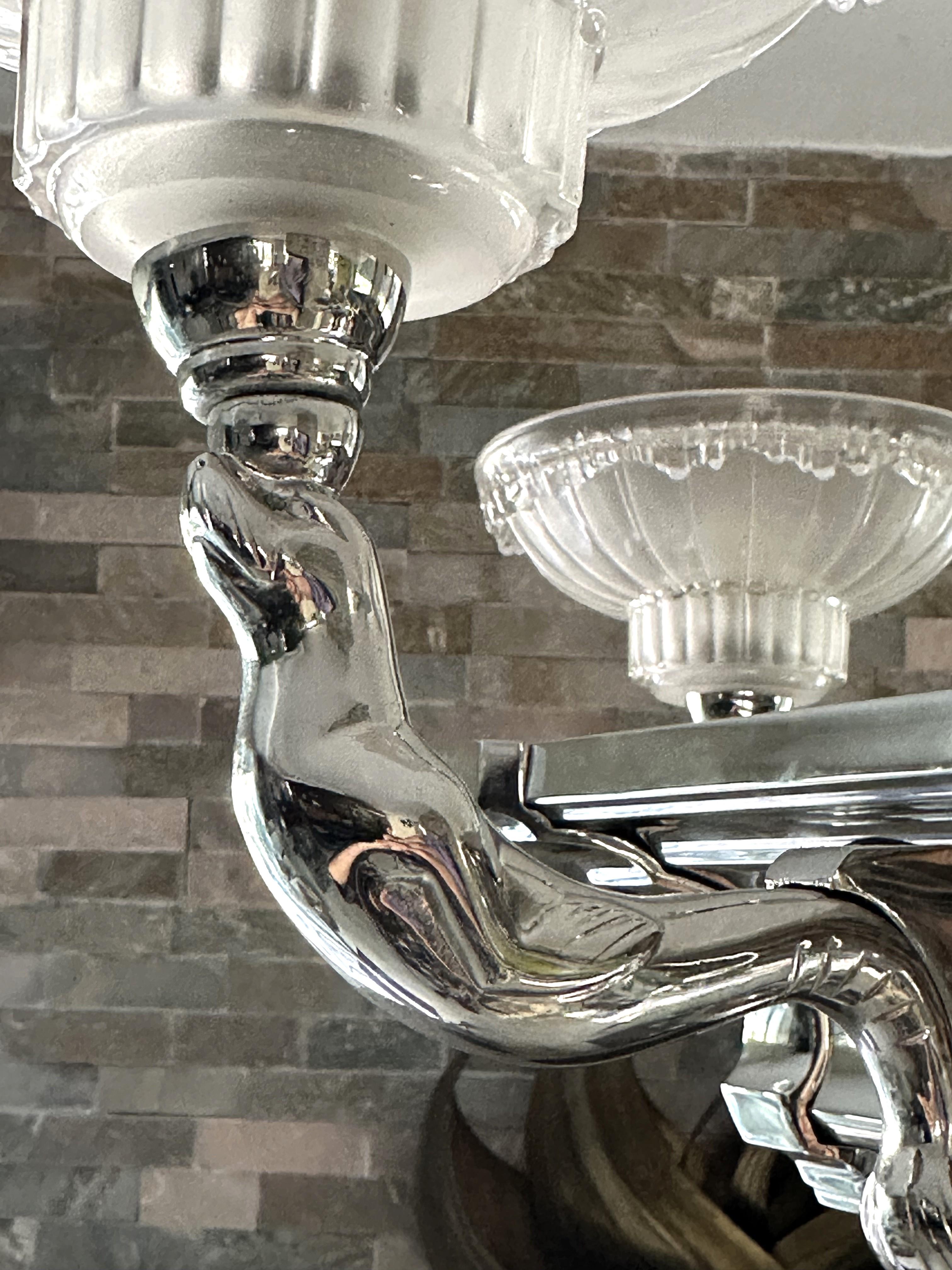 Art Deco Chandelier Seals Boris Lacroix for Petitot, France 1935 For Sale 3