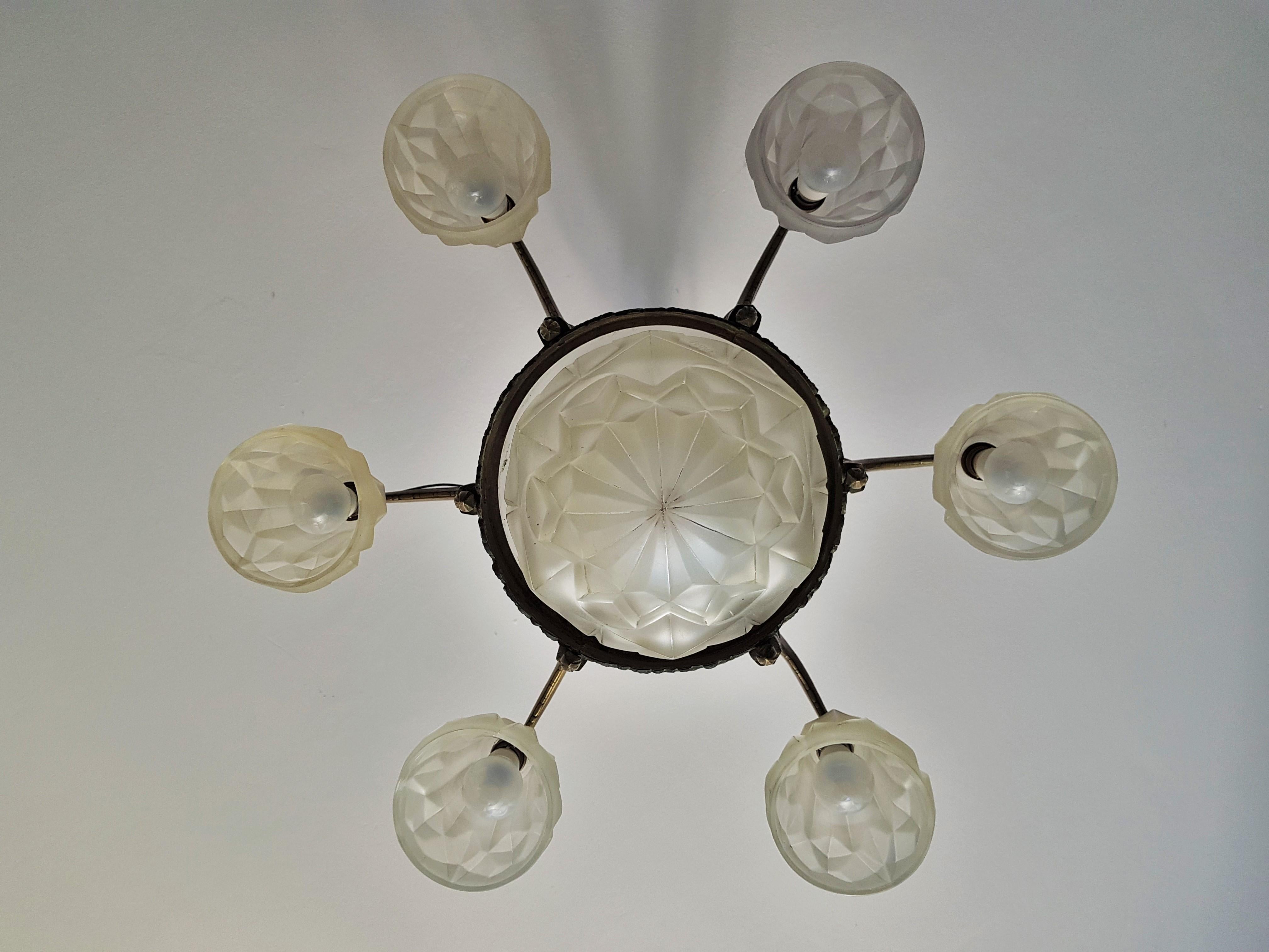 Art Deco Chandelier Signed Degue, France, 1925 12