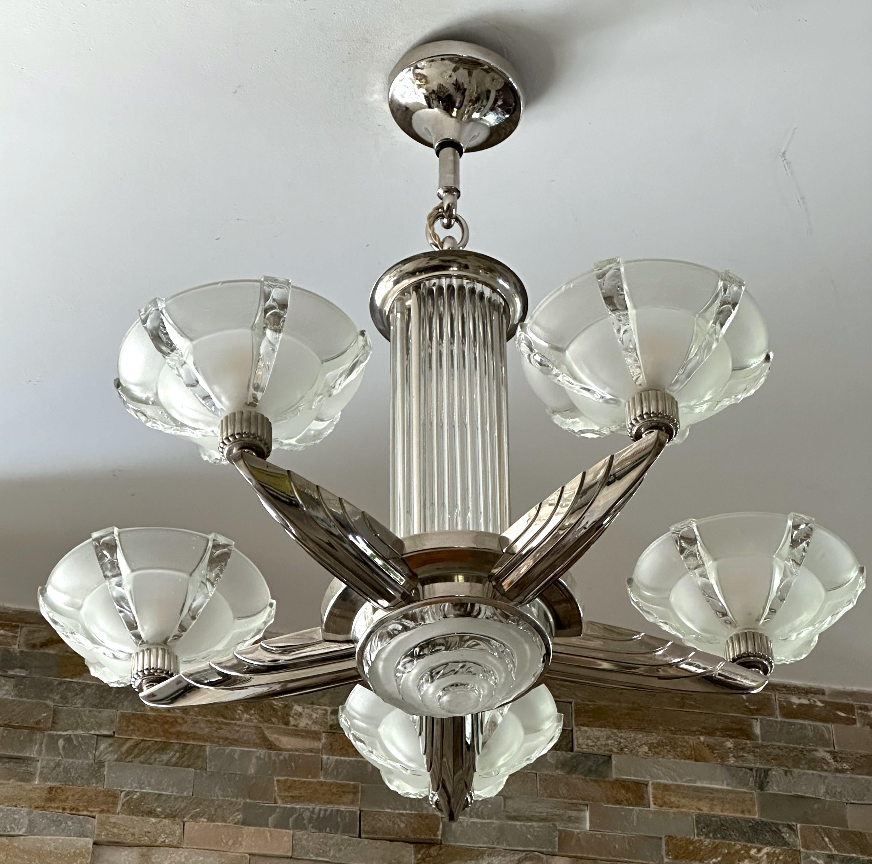 French Art Deco Chandelier signed Petitot, France 1935 For Sale