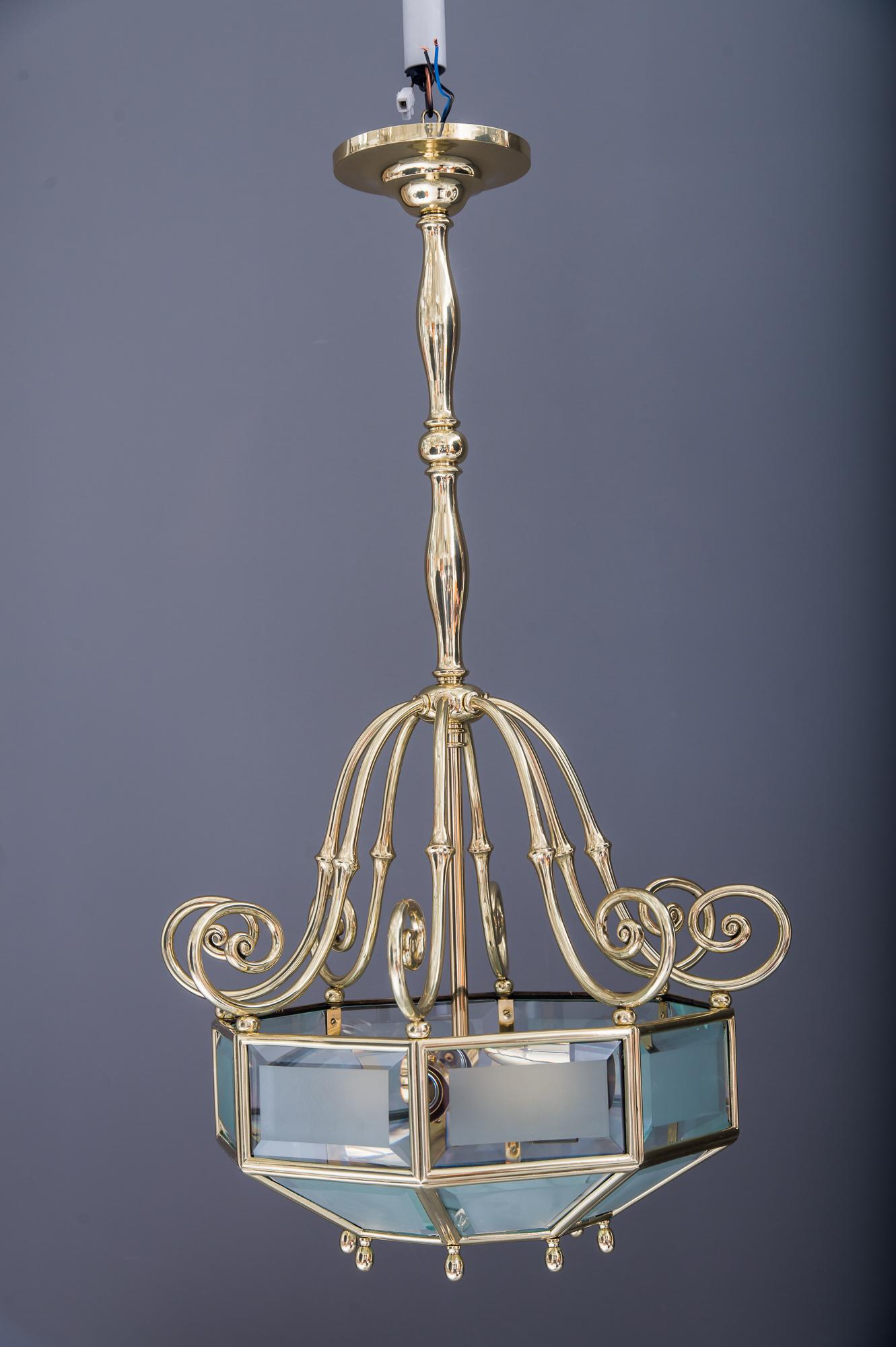 Art Deco chandelier, Vienna, circa 1920s
Polished and stove enameled
Cut and matt glasses combination.