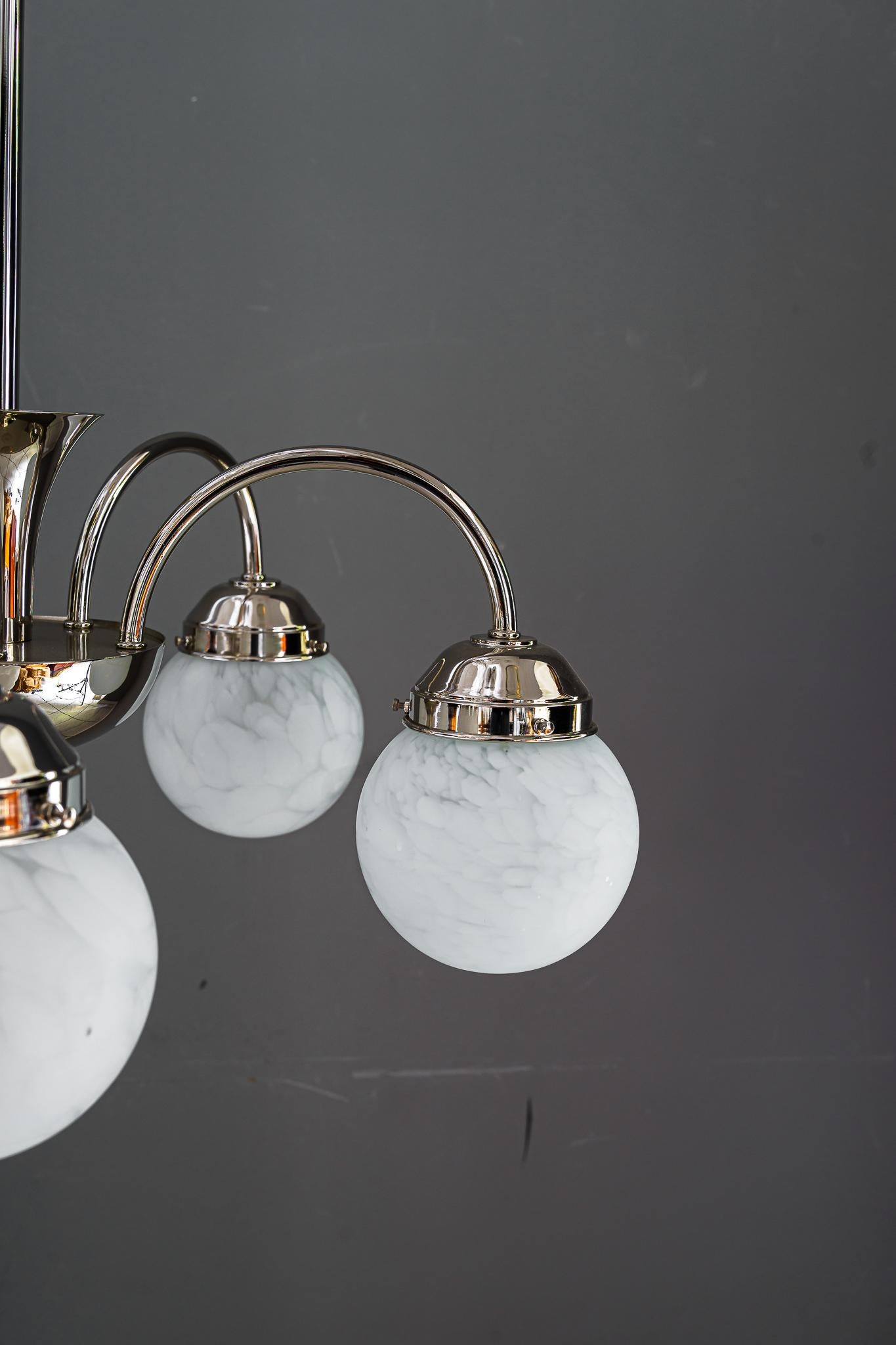 Art deco chandelier vienna around 1920s
Brass nickel- plated
Original antique glass shades.