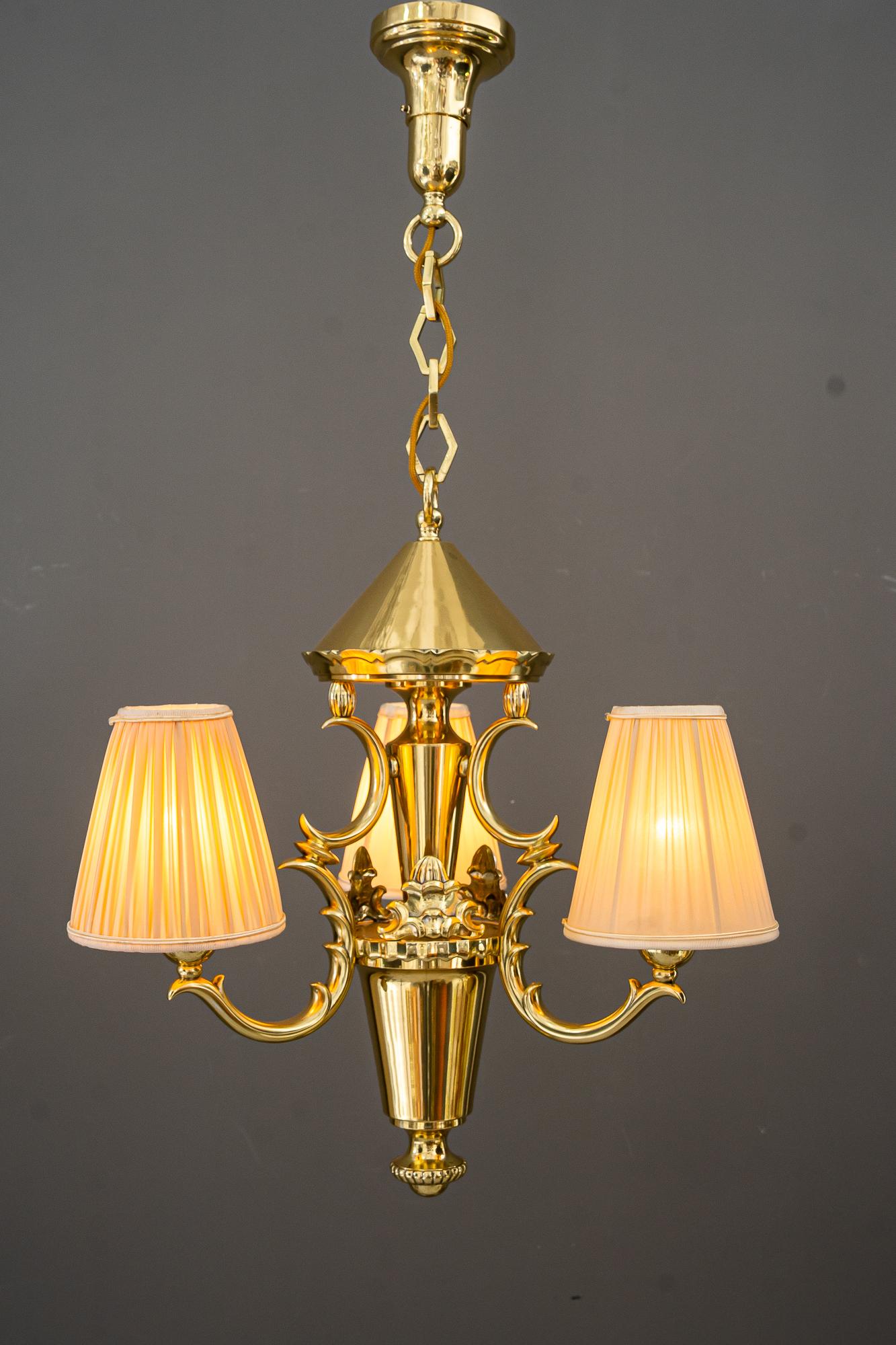 Art Deco Kronleuchter mit Stoffschirmen wien um 1920s im Angebot 9