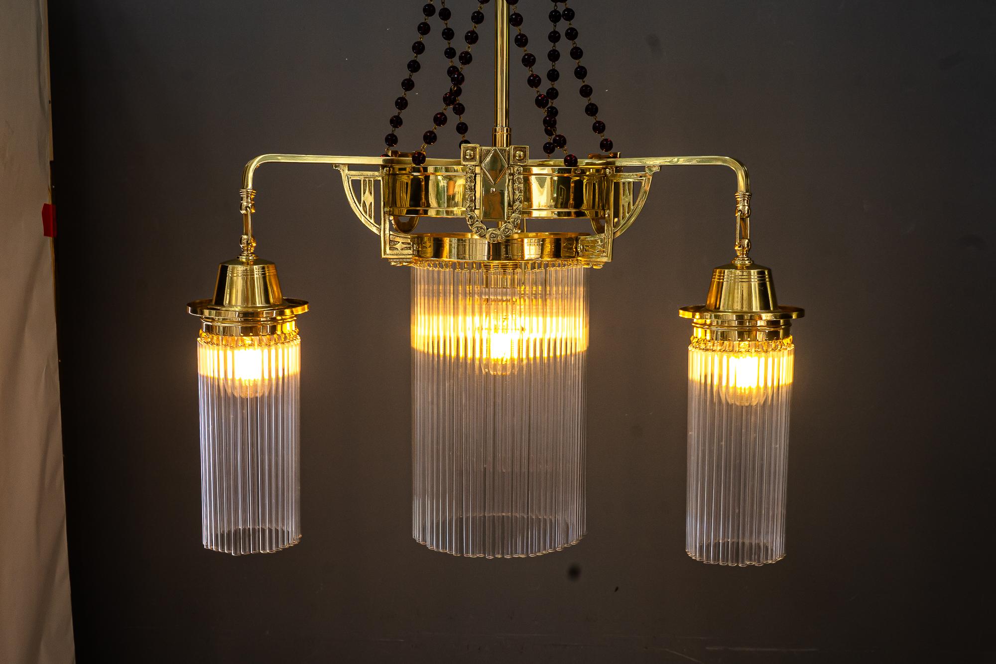Art Deco Kronleuchter mit original hängenden Glaskugeln Wien um 1920er Jahre im Angebot 8