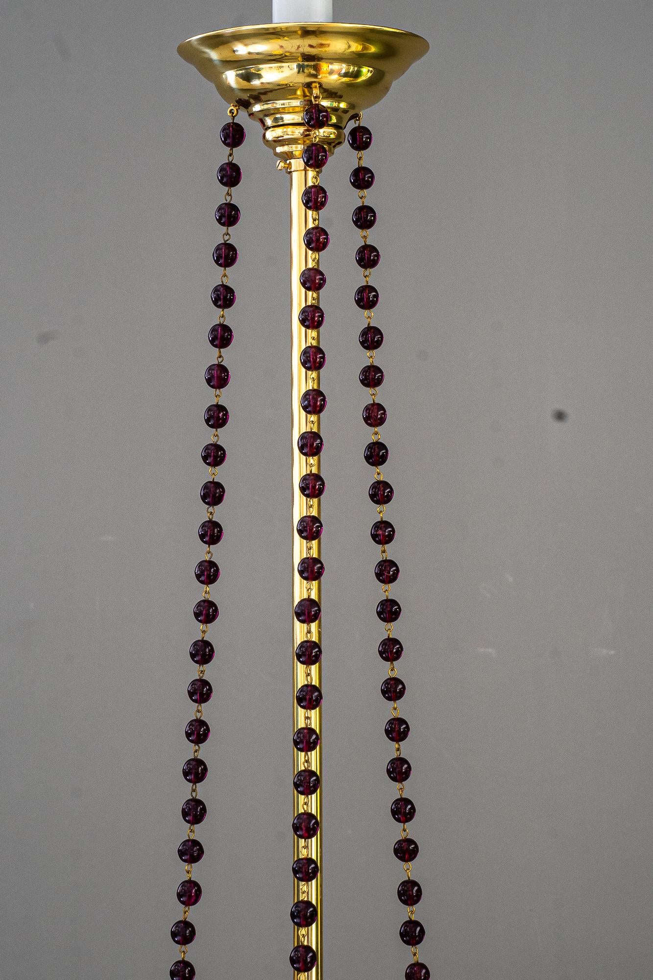 Art Deco Kronleuchter mit original hängenden Glaskugeln Wien um 1920er Jahre (Österreichisch) im Angebot