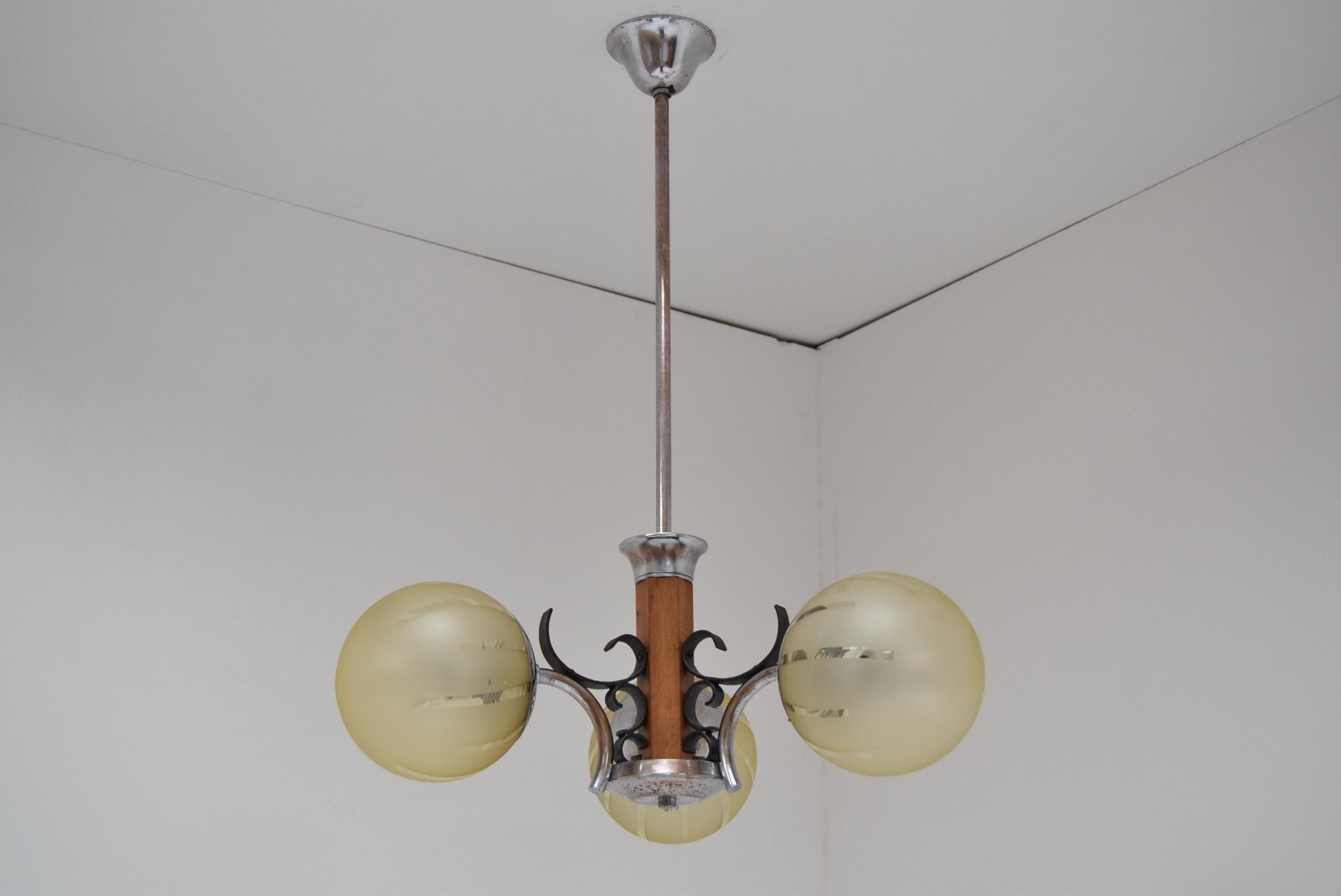 Art Deco Chandelier, 1930's In Good Condition For Sale In Praha, CZ