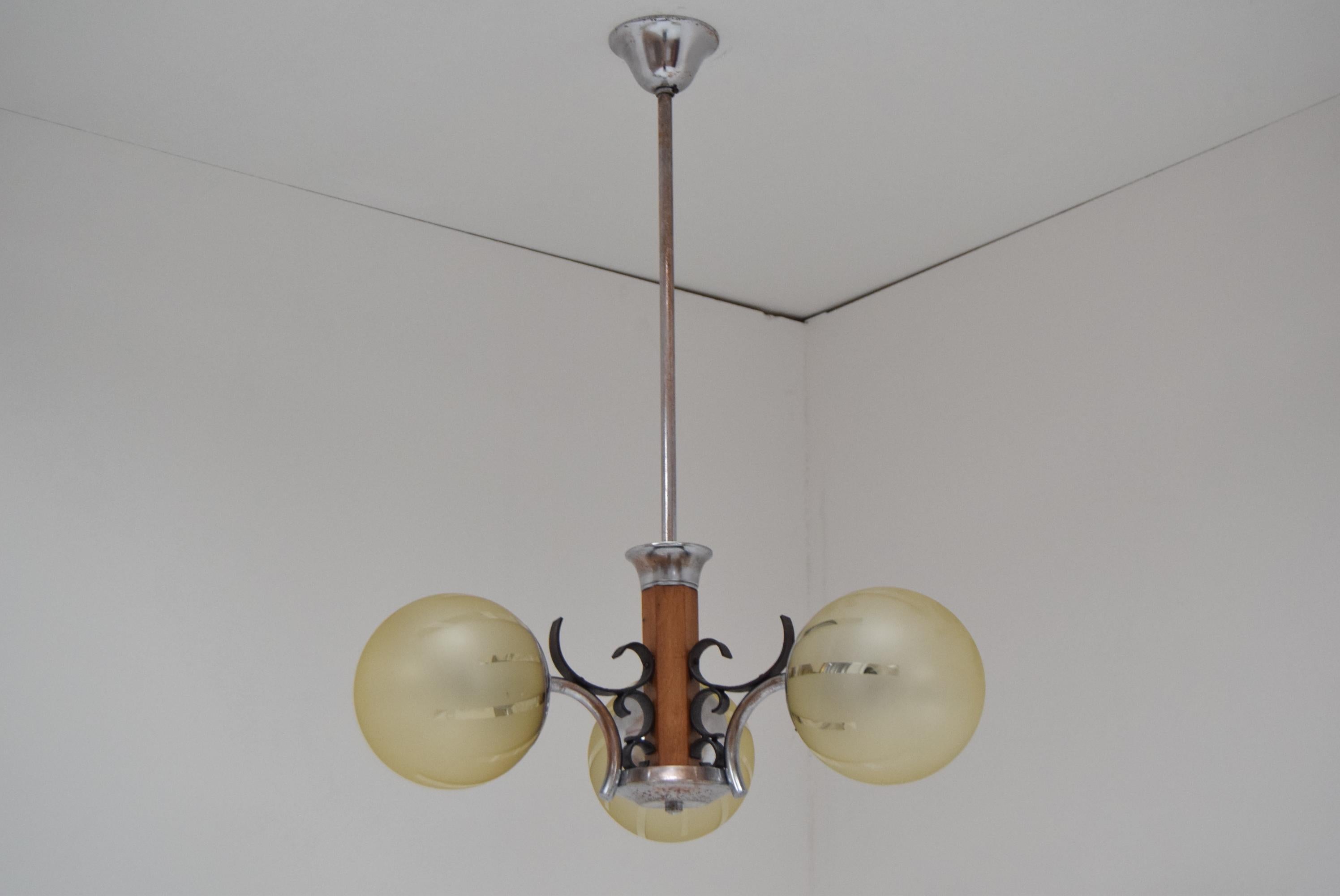 Art Deco Chandelier, 1930's For Sale 2