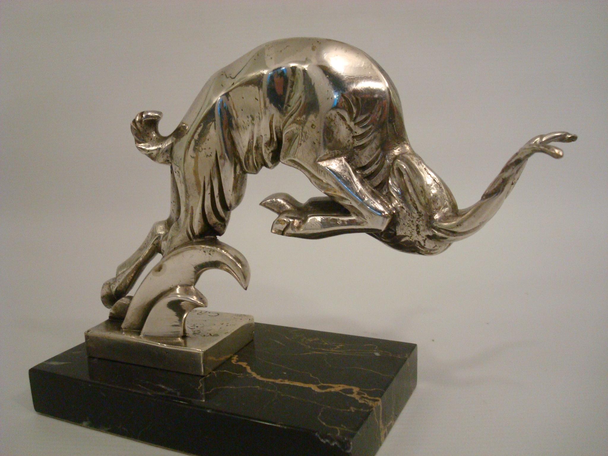 Escultura Art Decó Carnero Cargador Bronce Plateado, Italiana Años 30 Italiano en venta