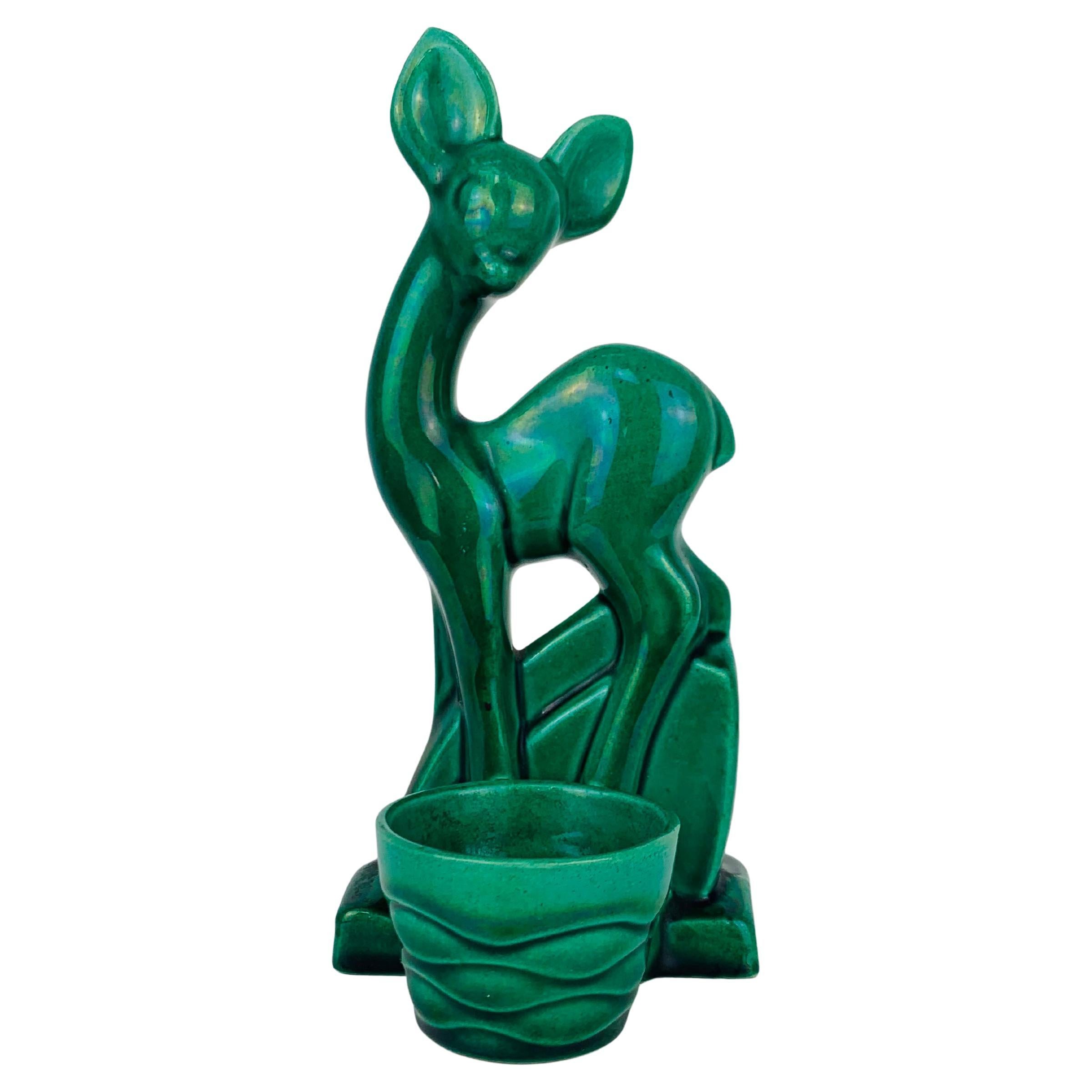 Scultura di cerbiatto in stile Art Déco Charles Lemanceau per Saint Clément, anni '30, smalto verde in vendita