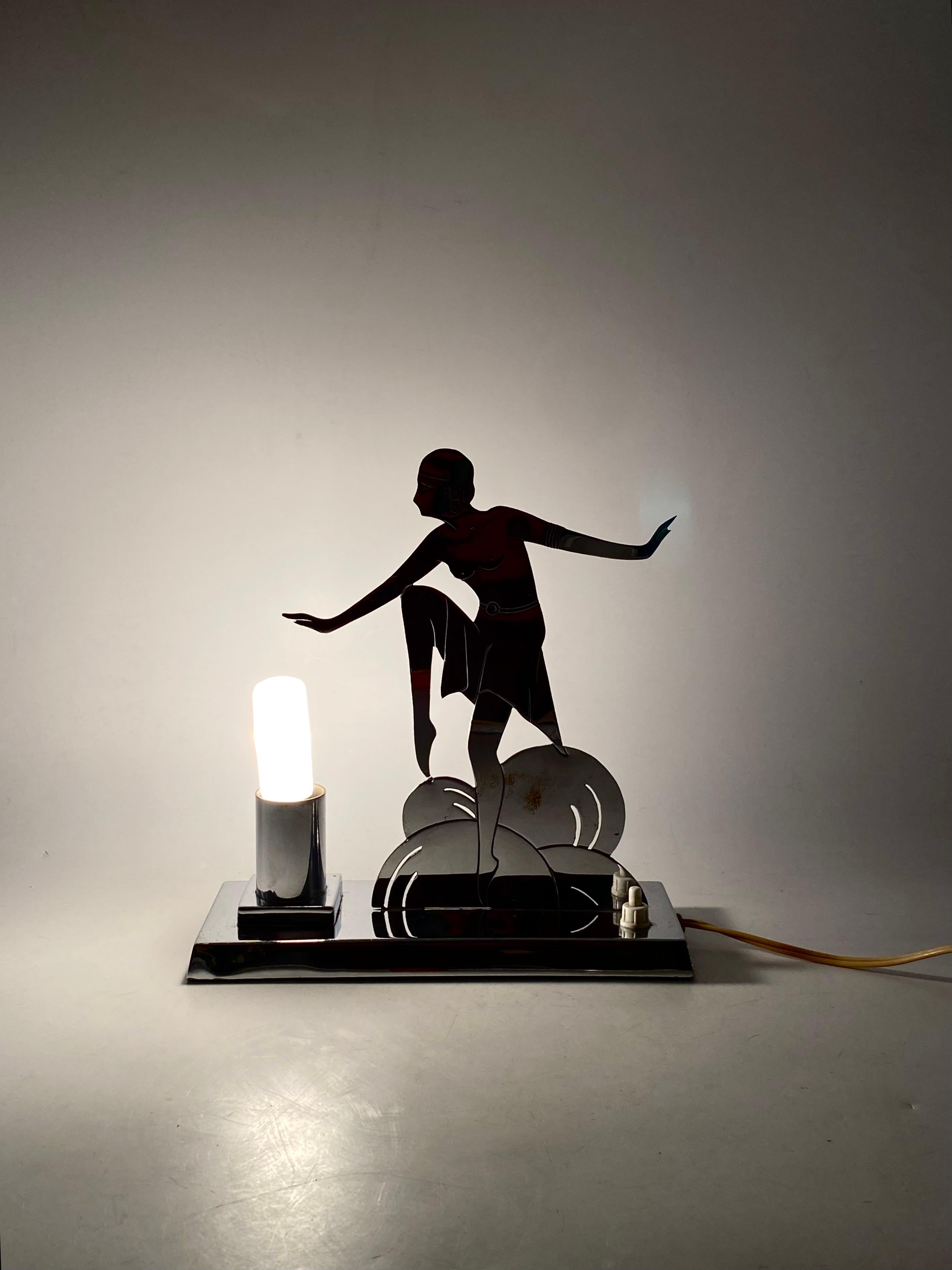 Art Déco Charleston Dancer cubist Table Lamp, LW Paris France, circa 1930 in vendita 7