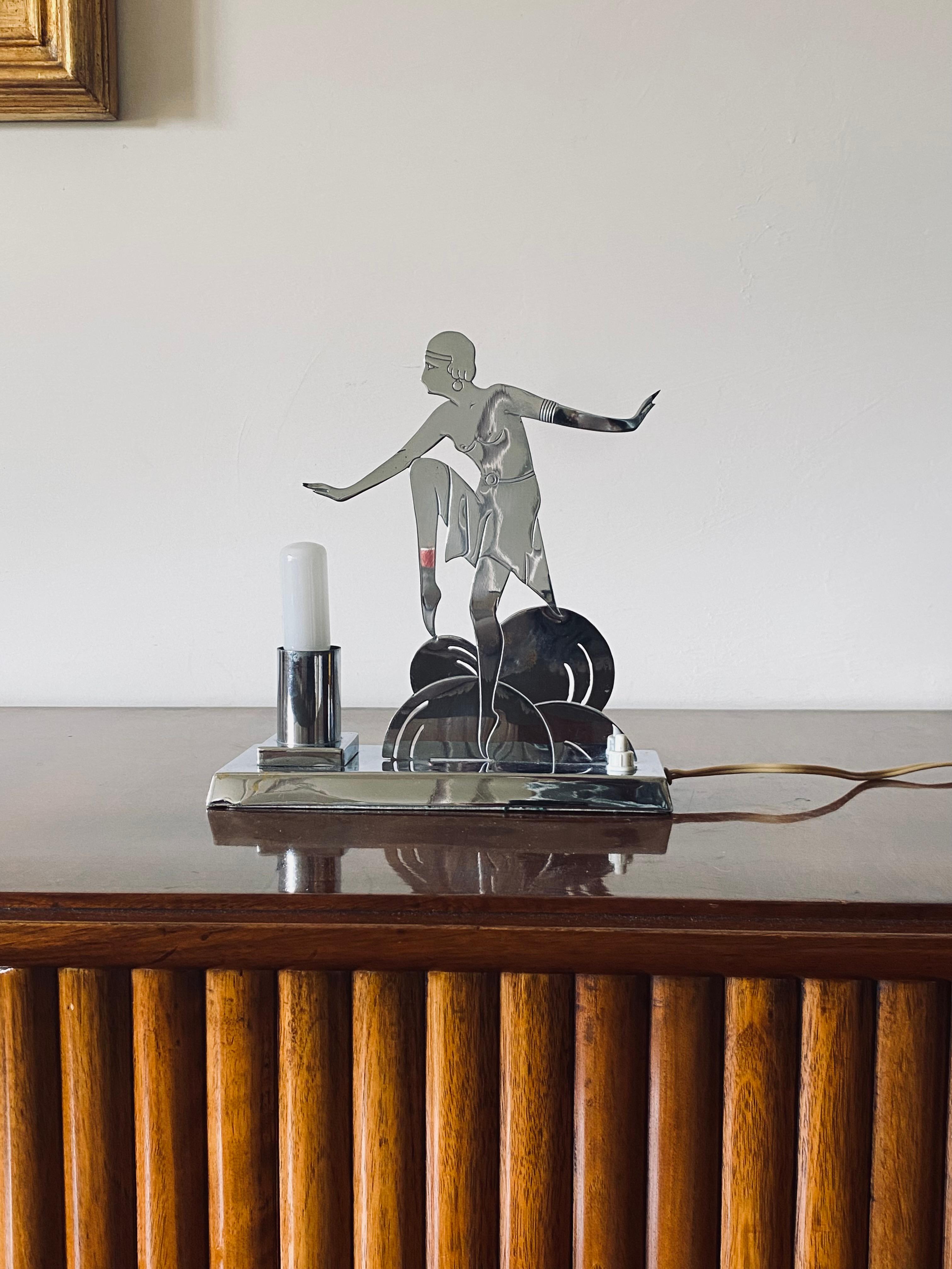 Italian Art Déco Charleston Dancer cubist Table Lamp, LW Paris France, circa 1930 in vendita