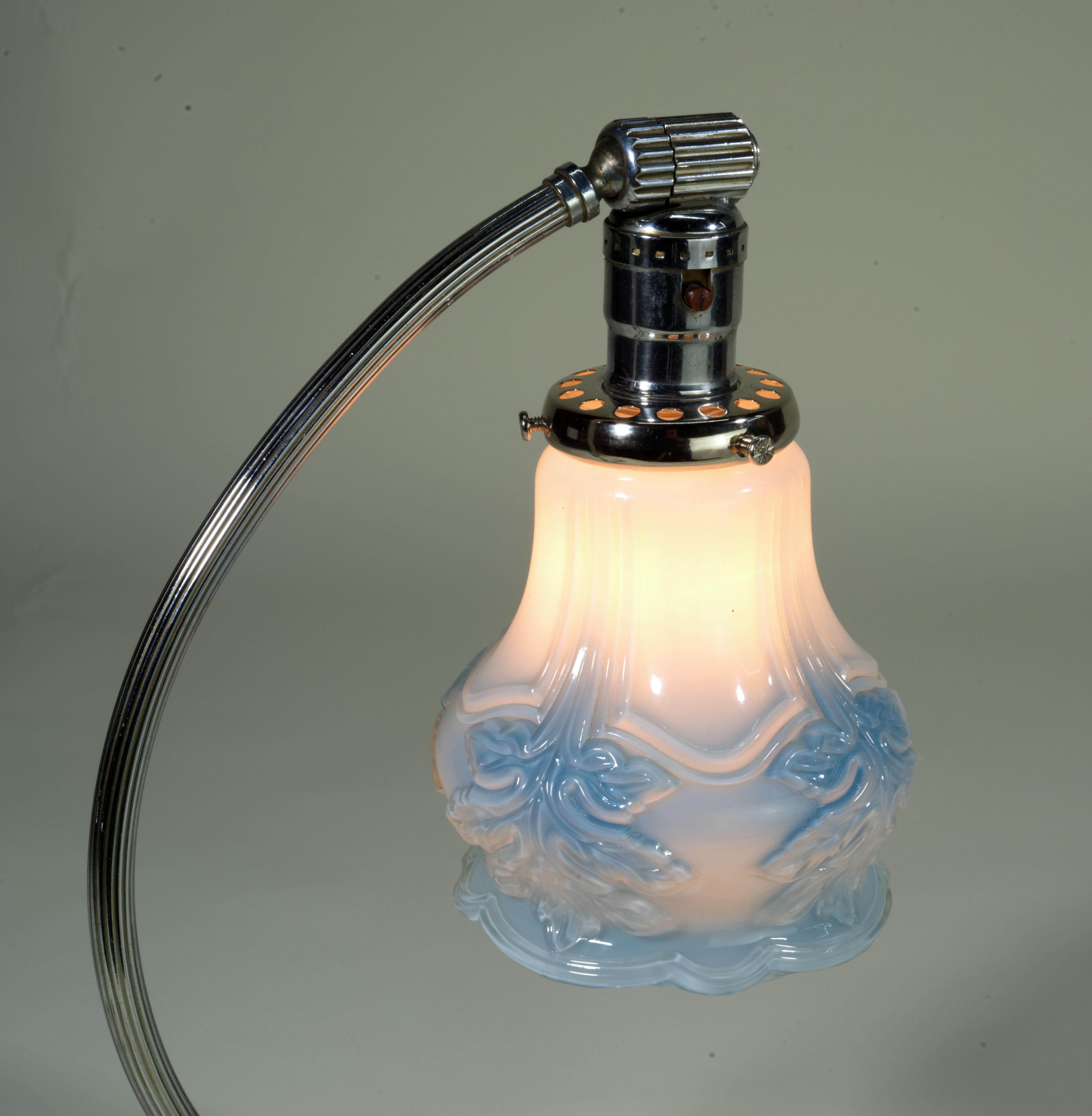 Art Deco Chase Chrome Table Lamp For Sale 5