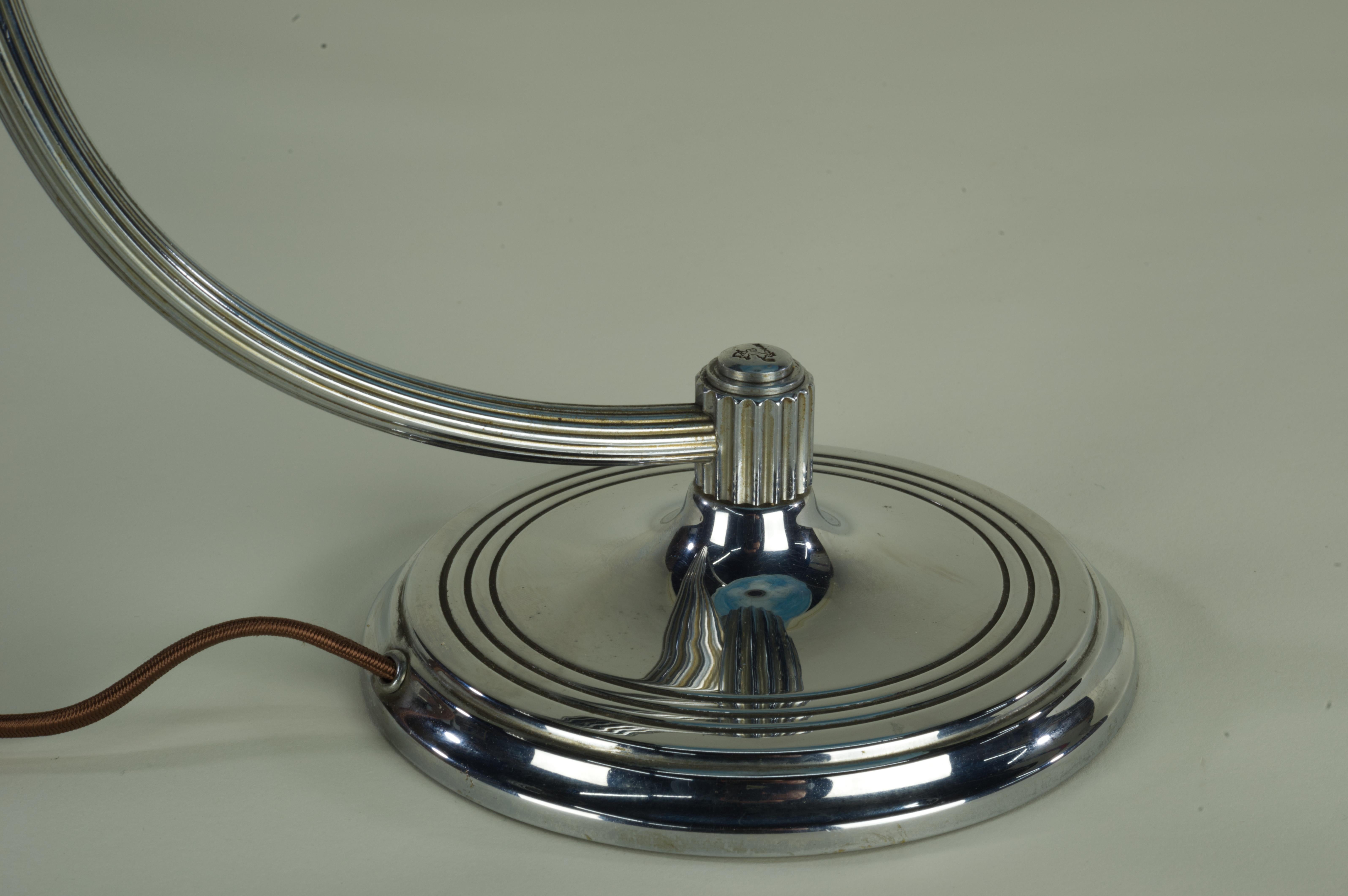 Art Deco Chase Chrome Table Lamp For Sale 6