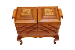 Costurero extraíble Art Decó de madera de cerezo