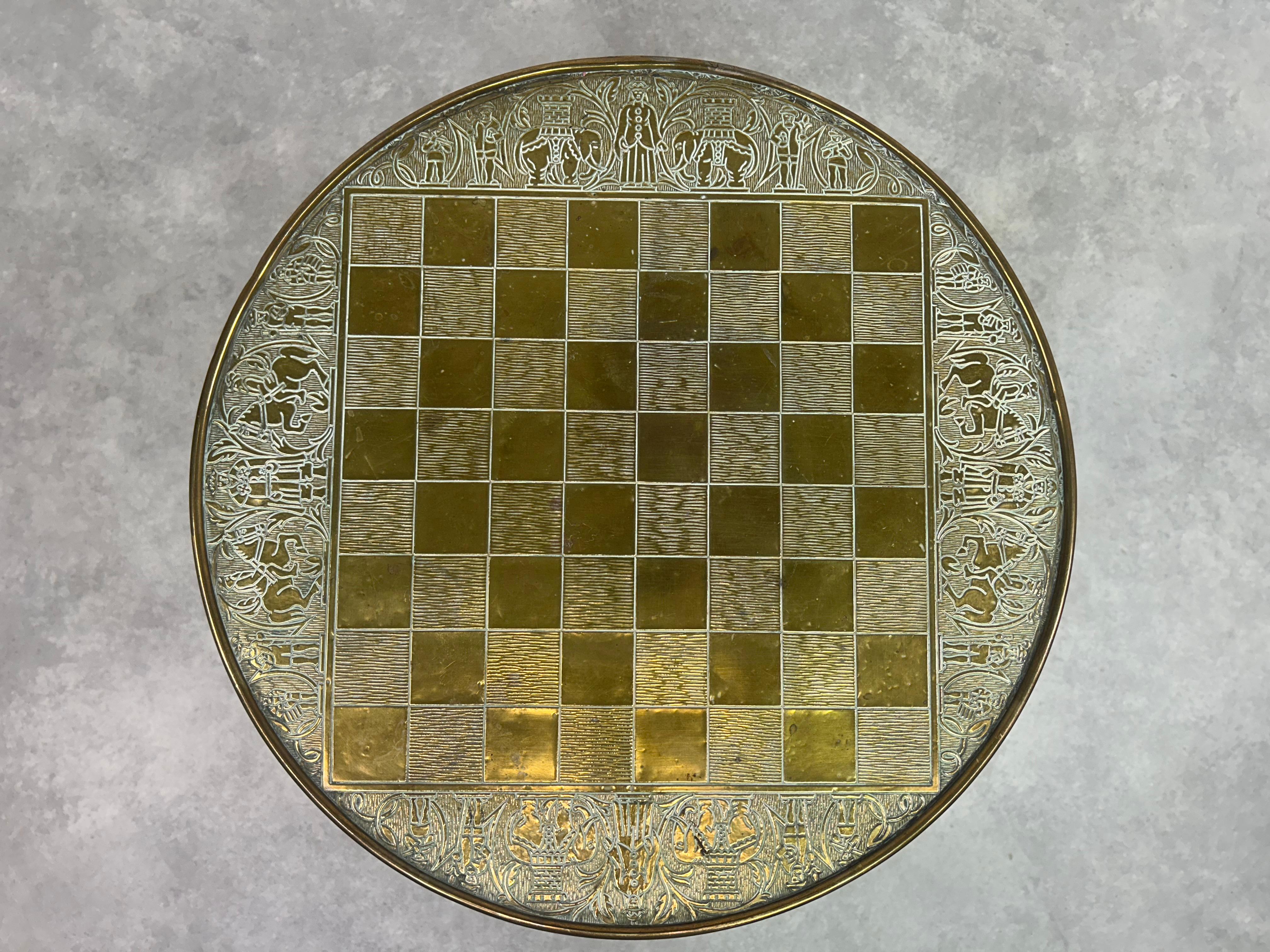 Autrichien Table d'échecs art déco en vente