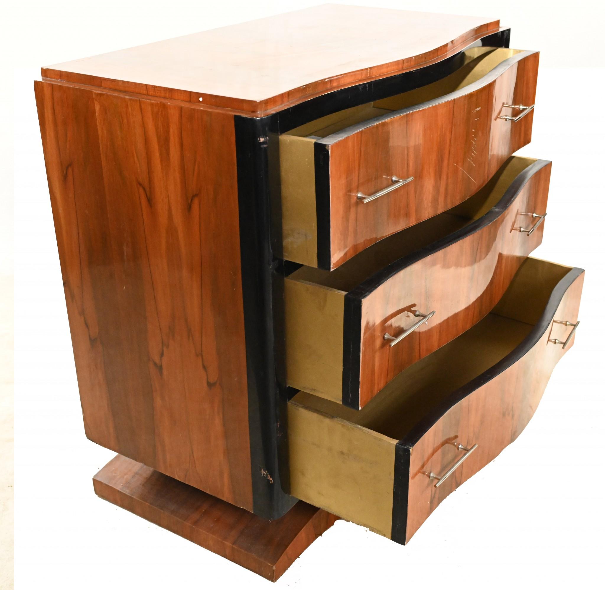 Art Deco Chest Drawers Roaring Twenties Commode In Good Condition For Sale In Potters Bar, GB
