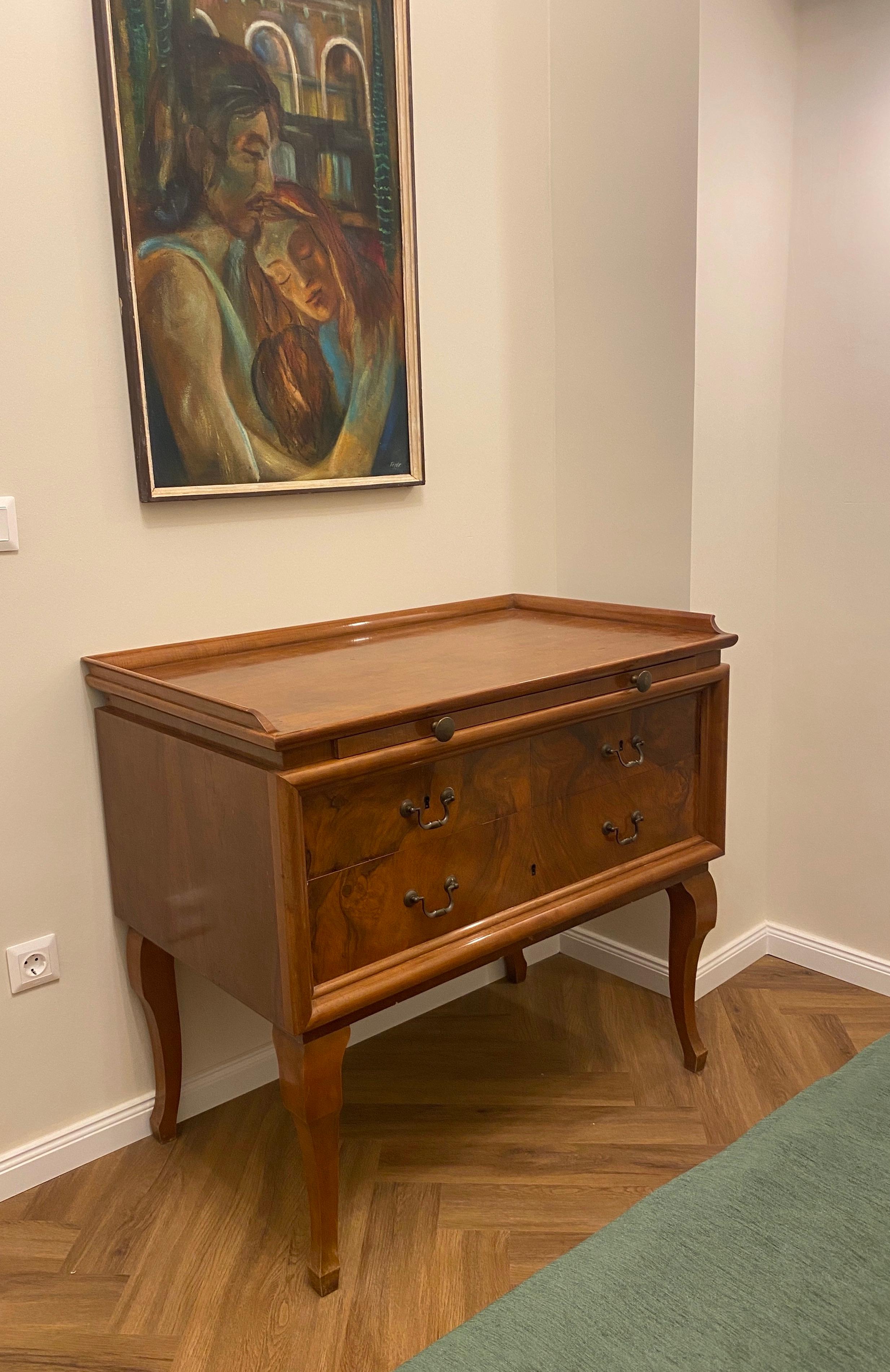 Walnut Art Deco Chest of Drawer or Commode Signed Lingel 1930' For Sale